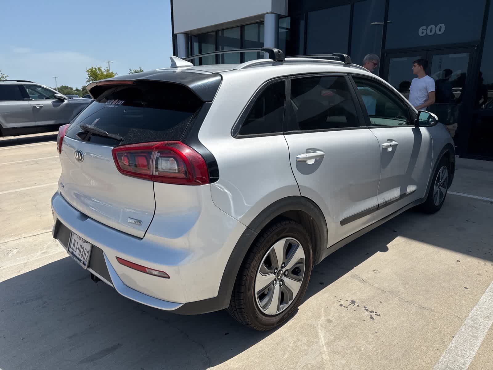Thumbnail: 2018 Kia Niro - 4