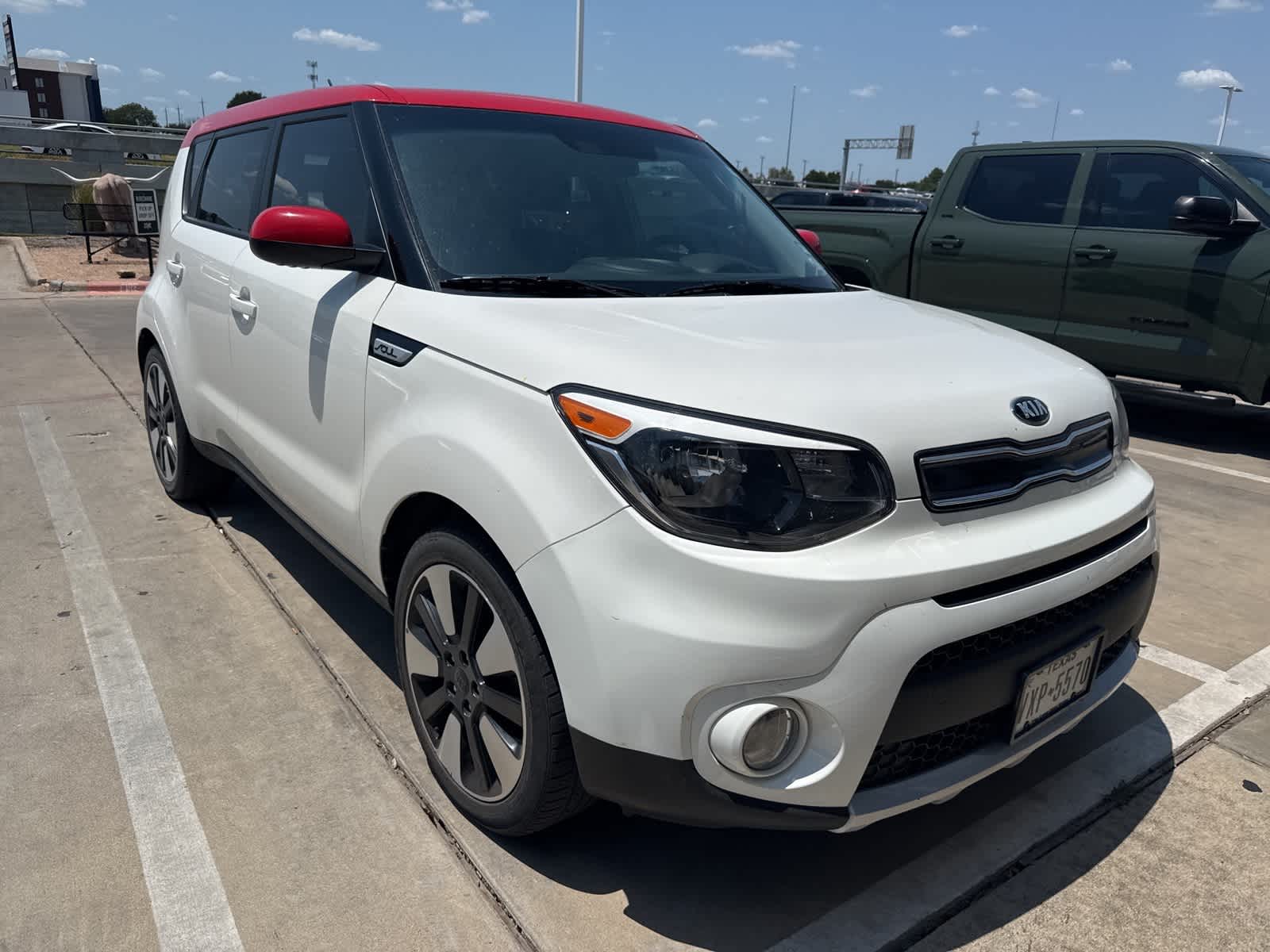 Thumbnail: 2019 Kia Soul - 3
