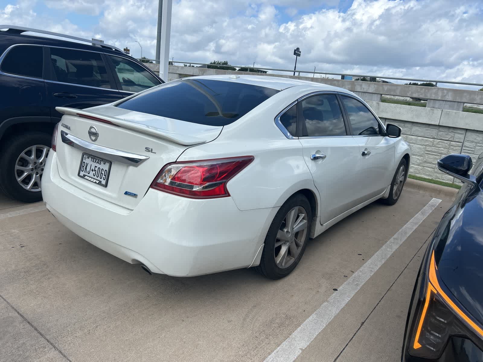 Thumbnail: 2013 Nissan Altima - 4