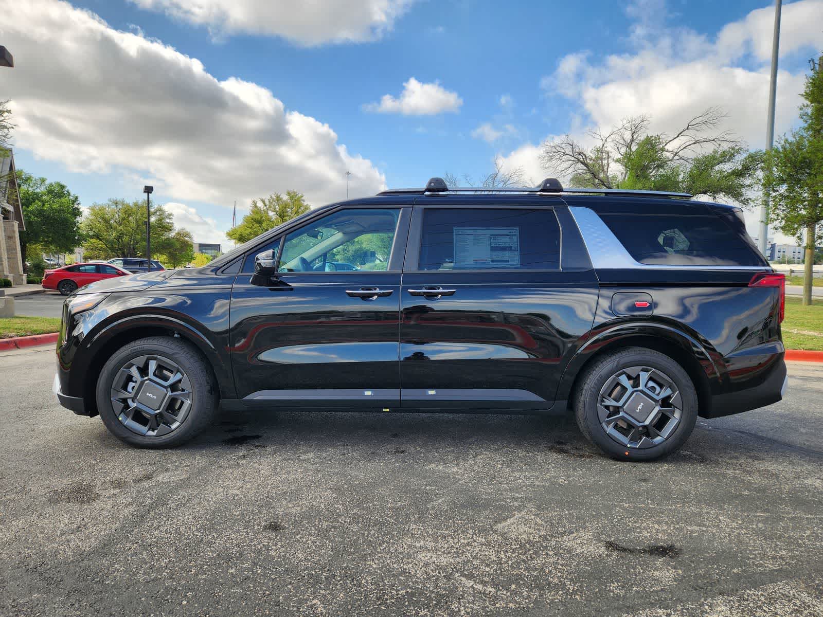 Thumbnail: 2026 Kia Carnival - 4