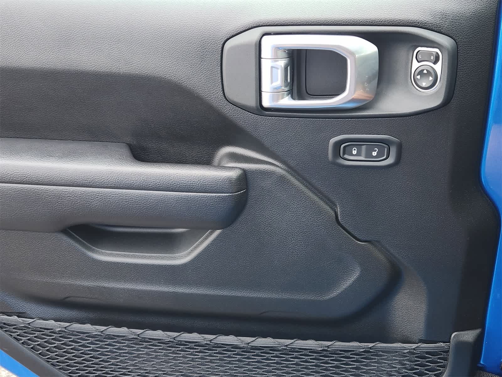 Thumbnail: 2024 Jeep Wrangler - 22