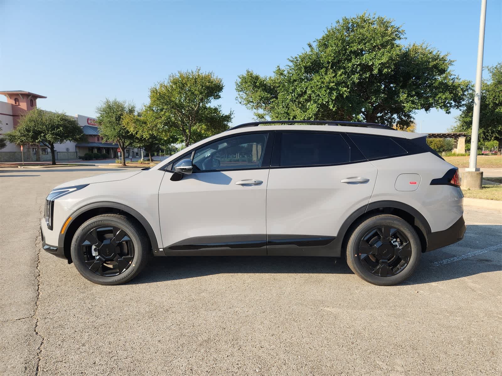 Thumbnail: 2026 Kia Sportage - 3