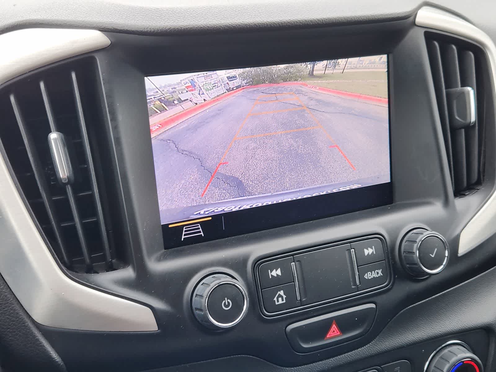 Thumbnail: 2019 GMC Terrain - 17
