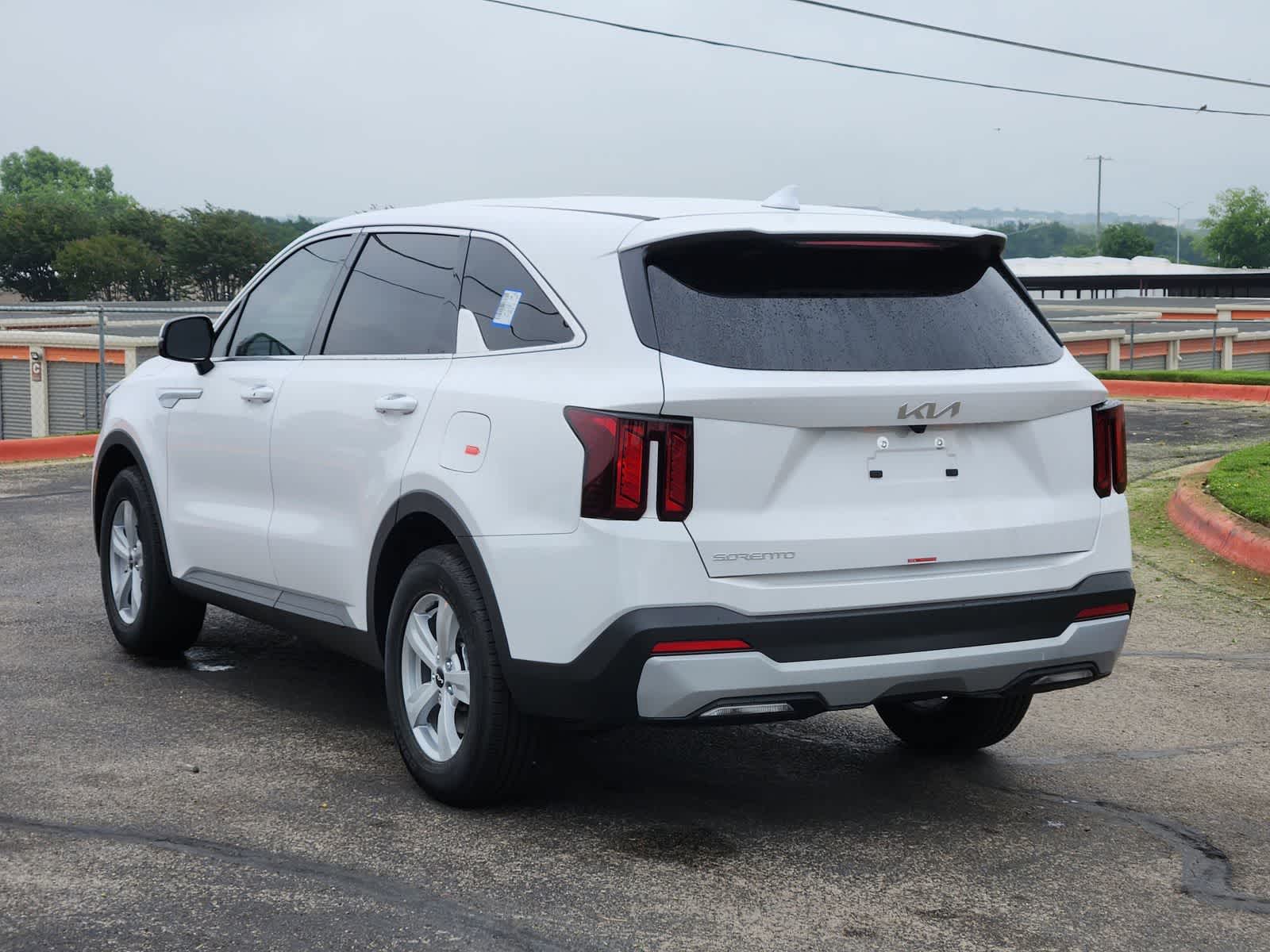 Thumbnail: 2026 Kia Sorento - 6