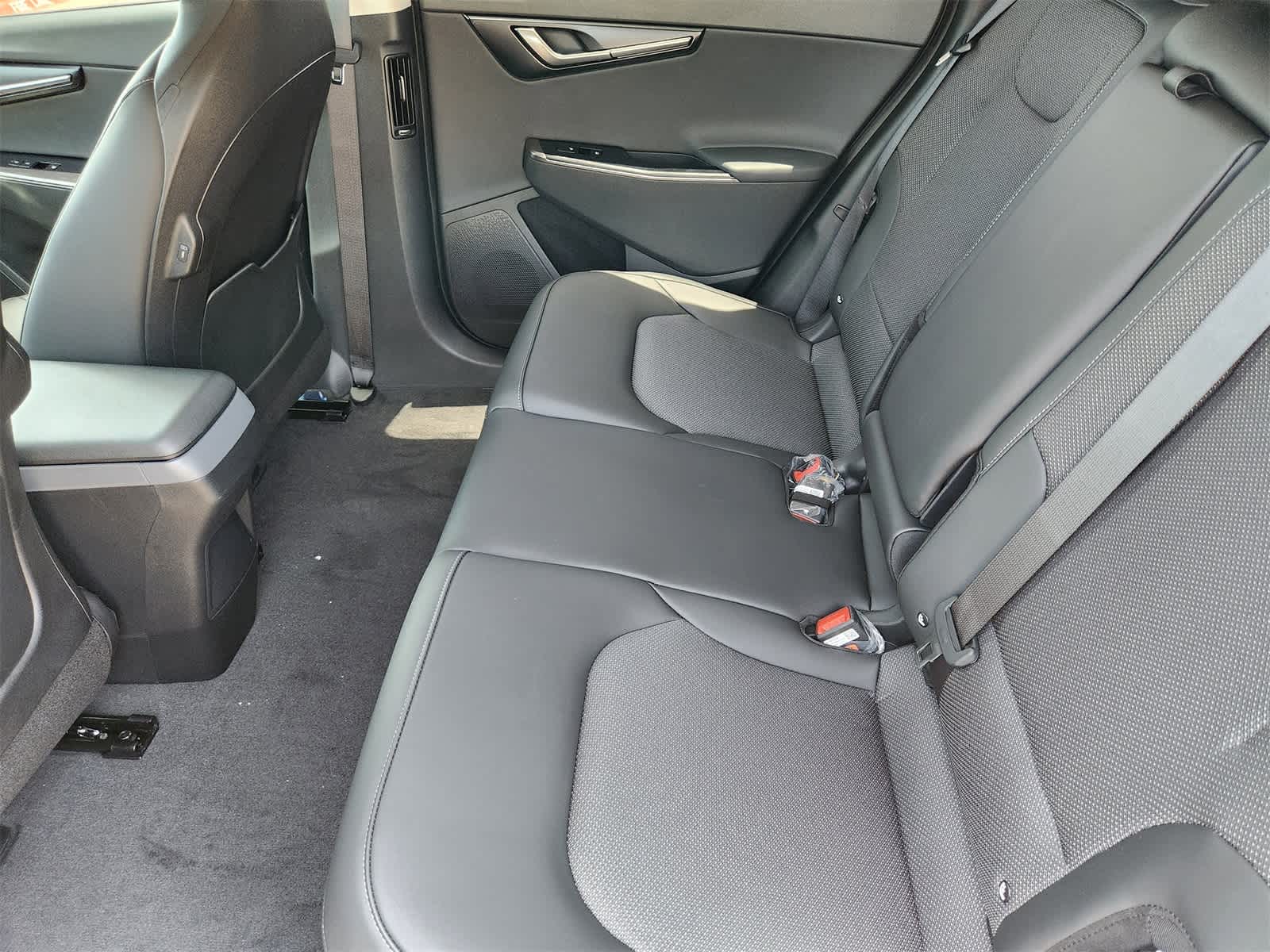 Thumbnail: 2025 Kia EV6 - 22