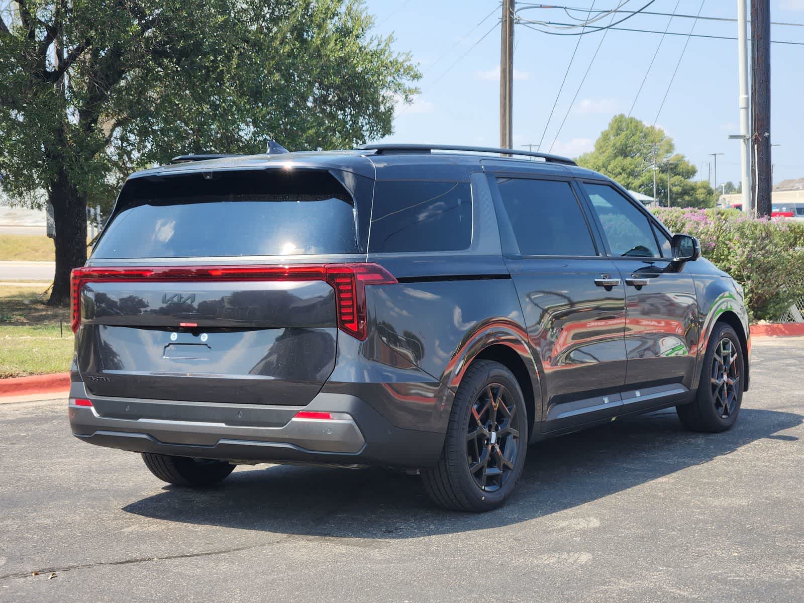 Thumbnail: 2026 Kia Carnival - 5