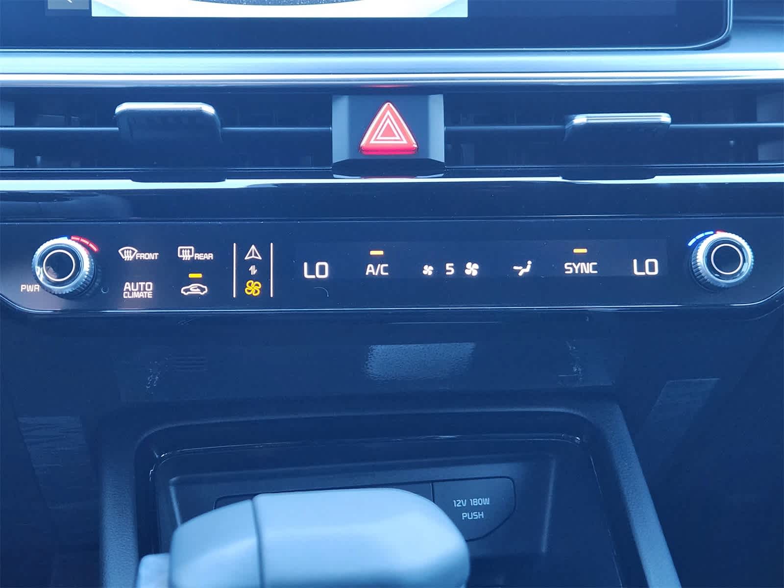 Thumbnail: 2026 Kia K5 - 16