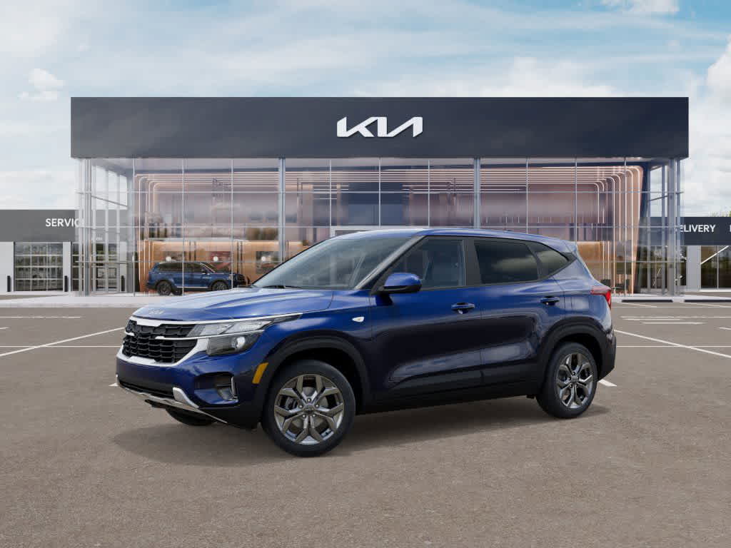 2026 Kia Seltos LX photo 3