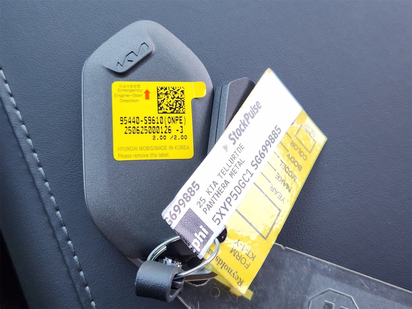 Thumbnail: 2025 Kia Telluride - 31