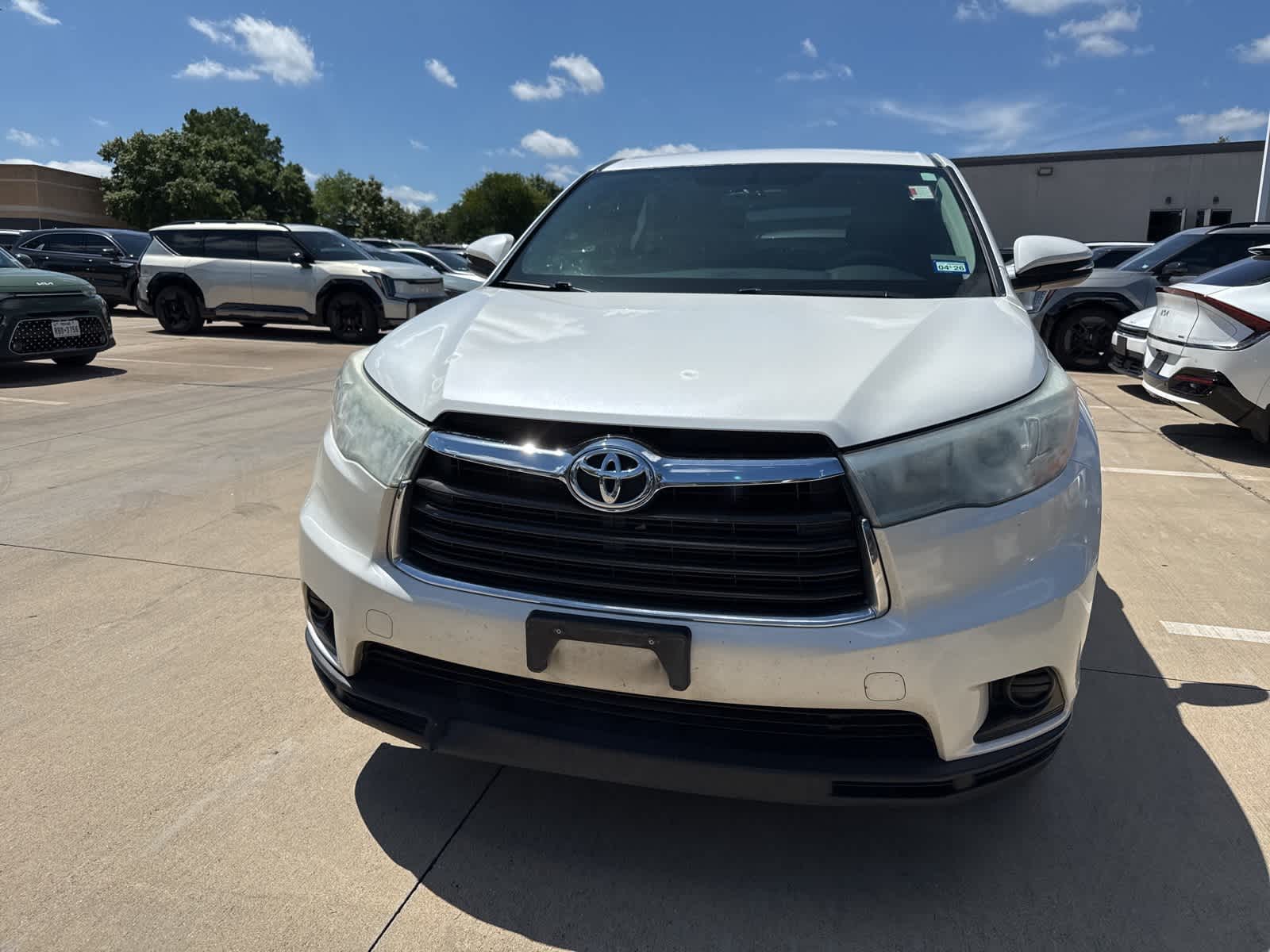 Thumbnail: 2015 Toyota Highlander - 2