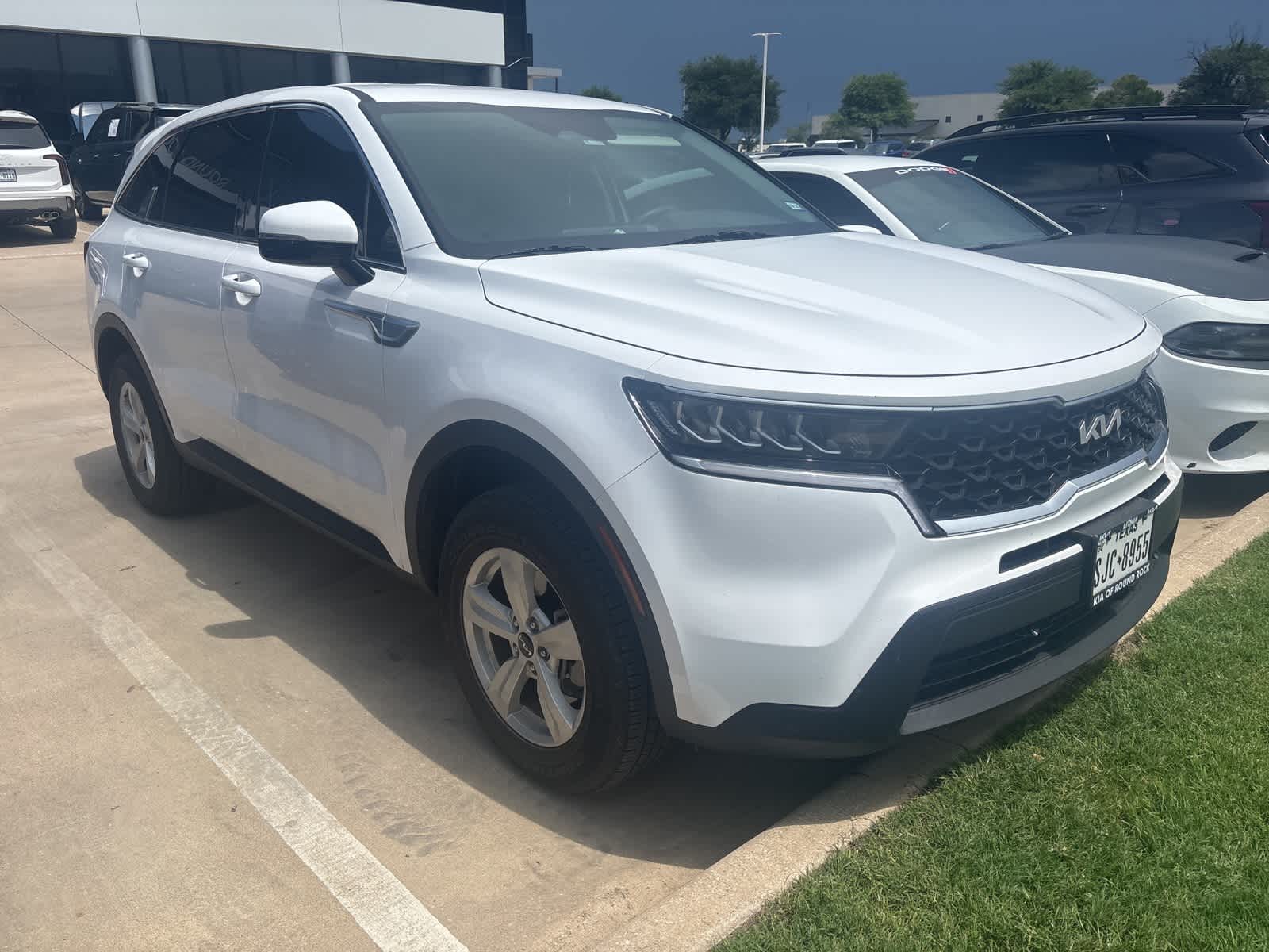 Thumbnail: 2022 Kia Sorento - 2