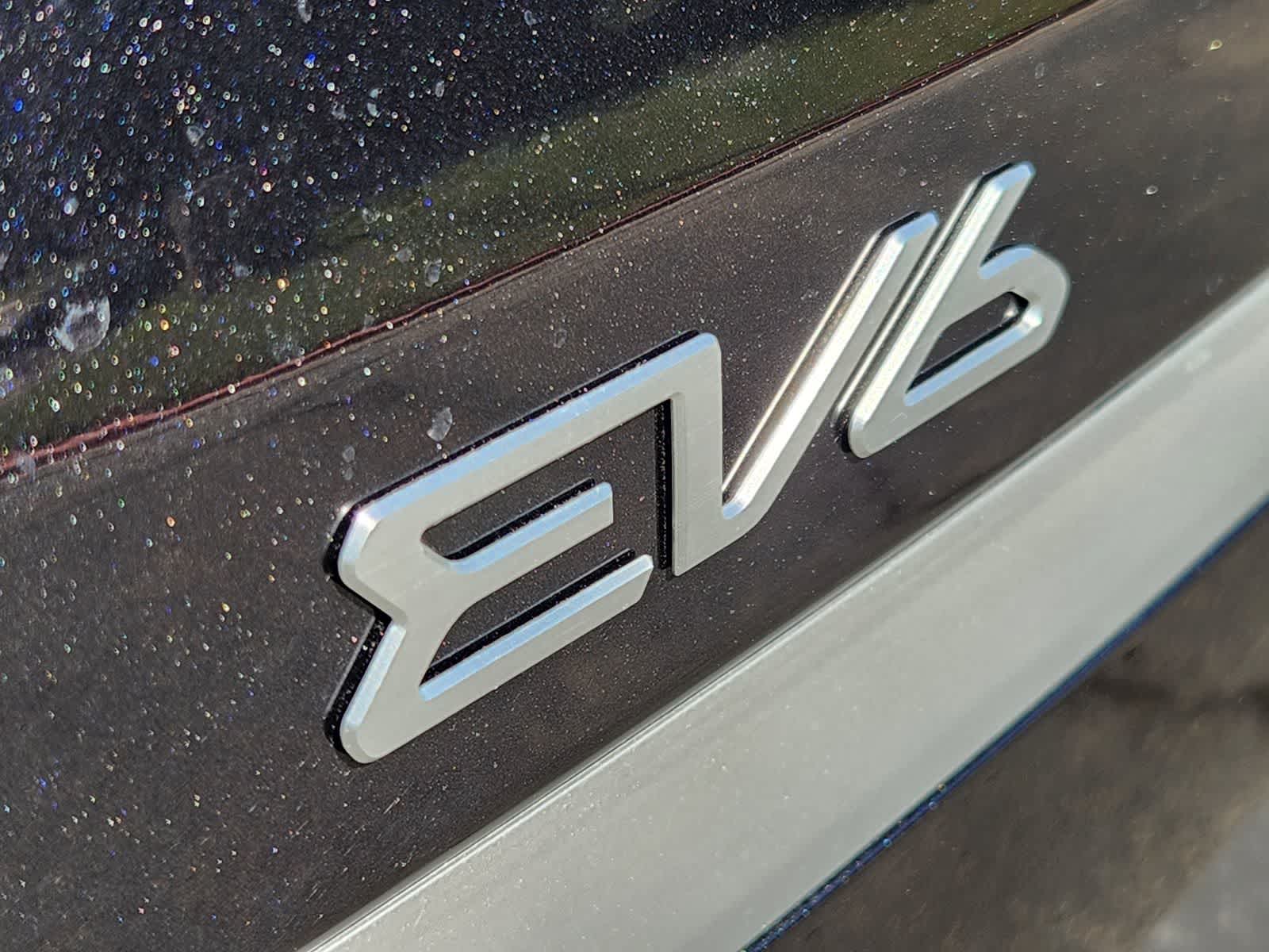 Thumbnail: 2025 Kia EV6 - 10