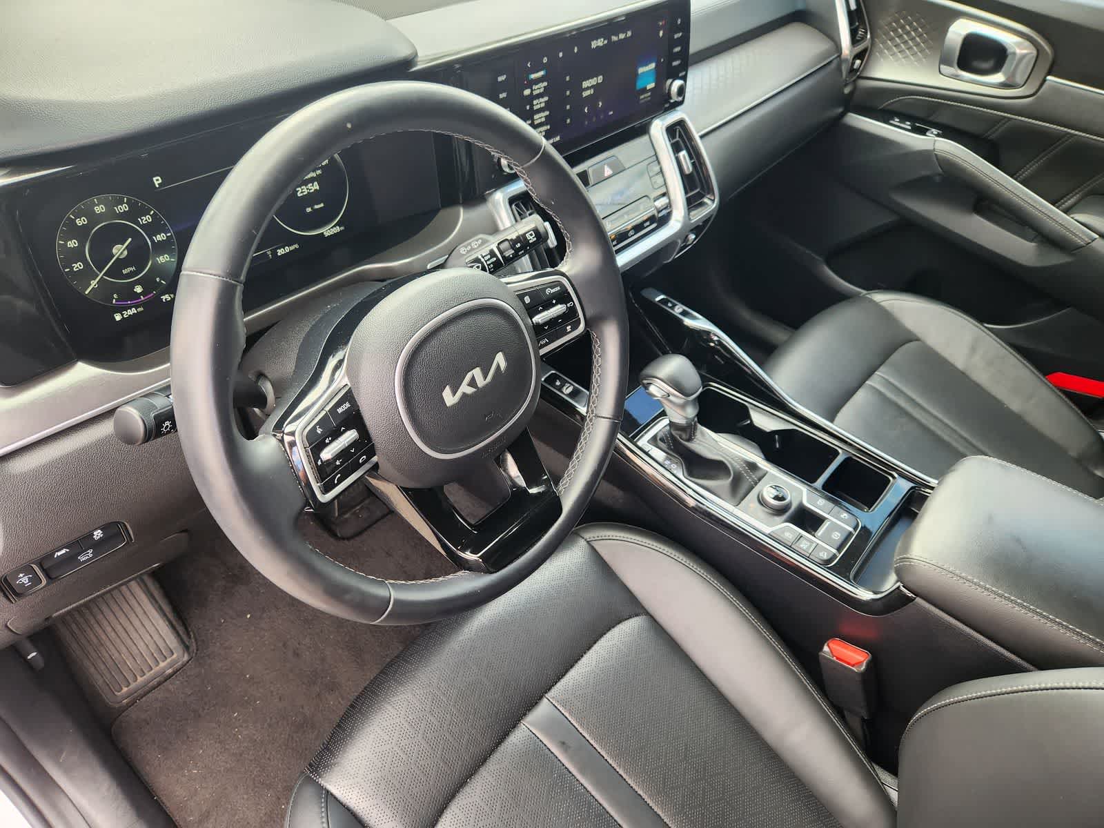 Thumbnail: 2023 Kia Sorento - 2