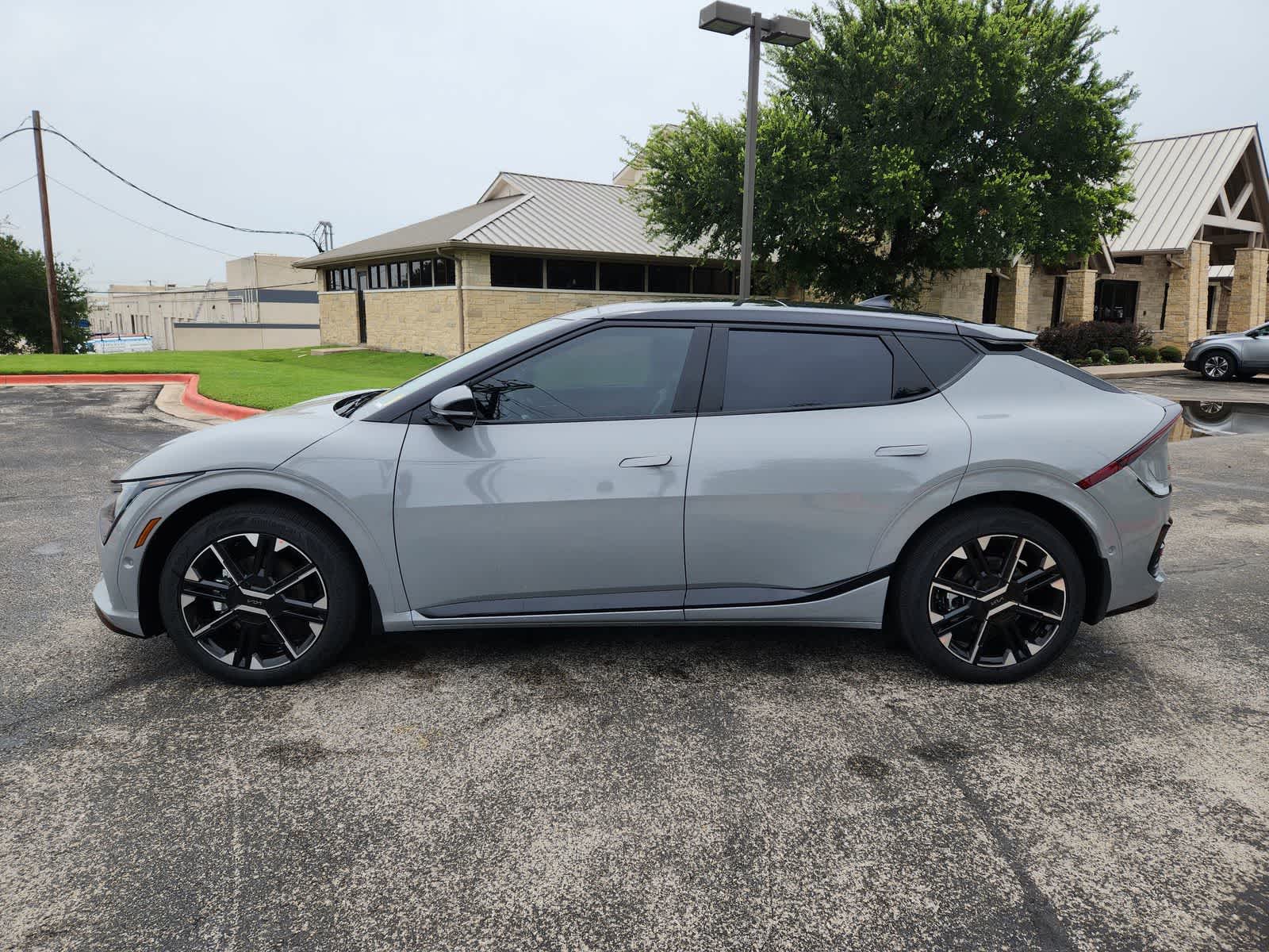 Thumbnail: 2026 Kia EV6 - 4