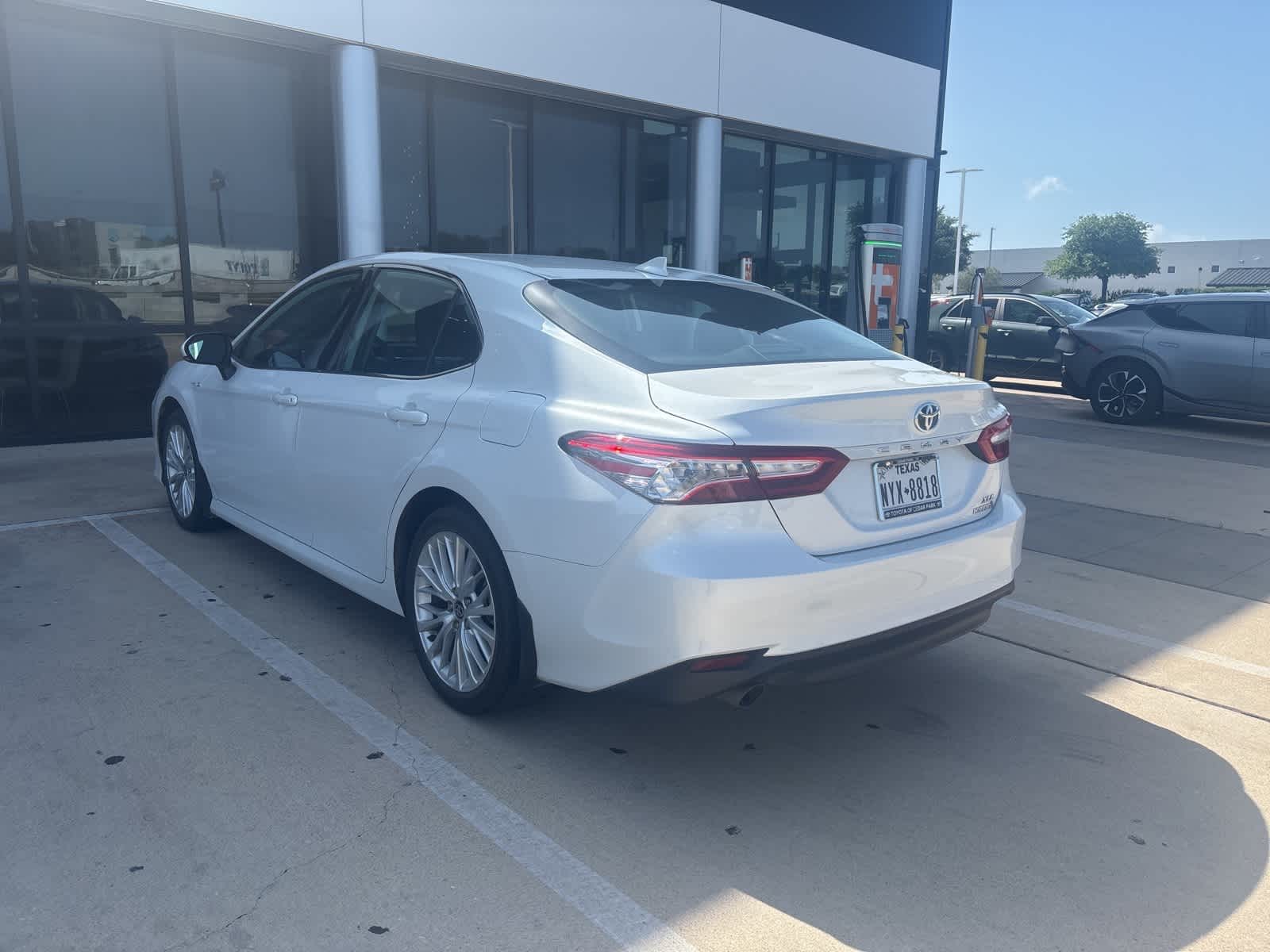 2020 Toyota Camry XLE 6