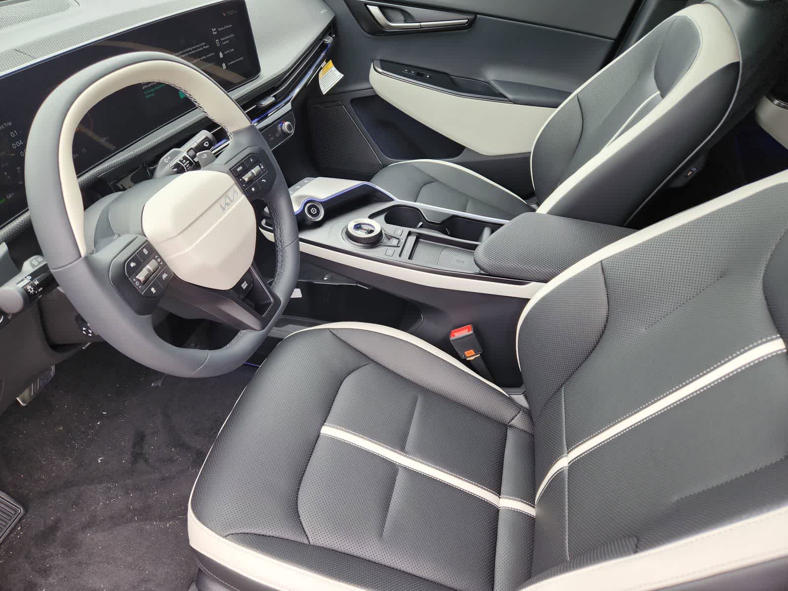 Thumbnail: 2026 Kia EV6 - 2