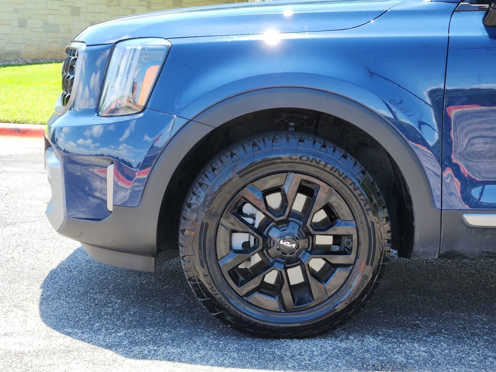 Thumbnail: 2023 Kia Telluride - 8