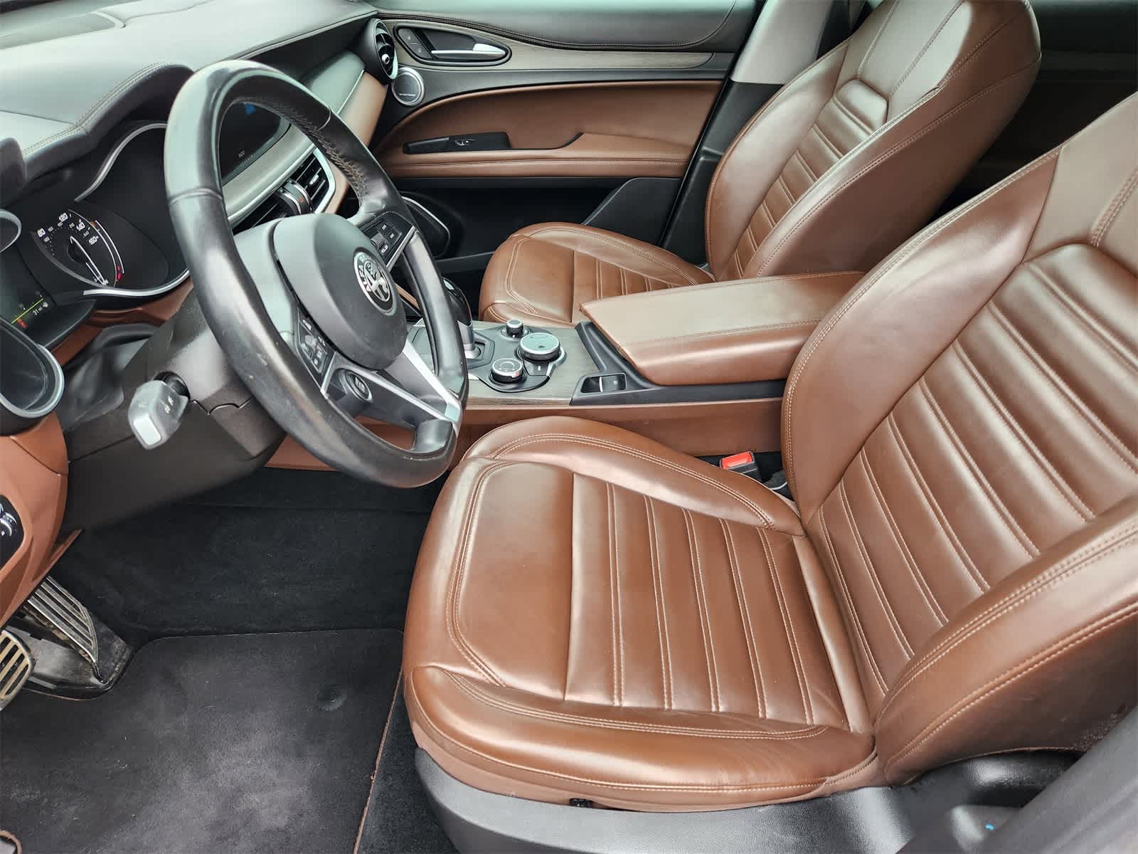 Thumbnail: 2019 Alfa Romeo Stelvio - 13