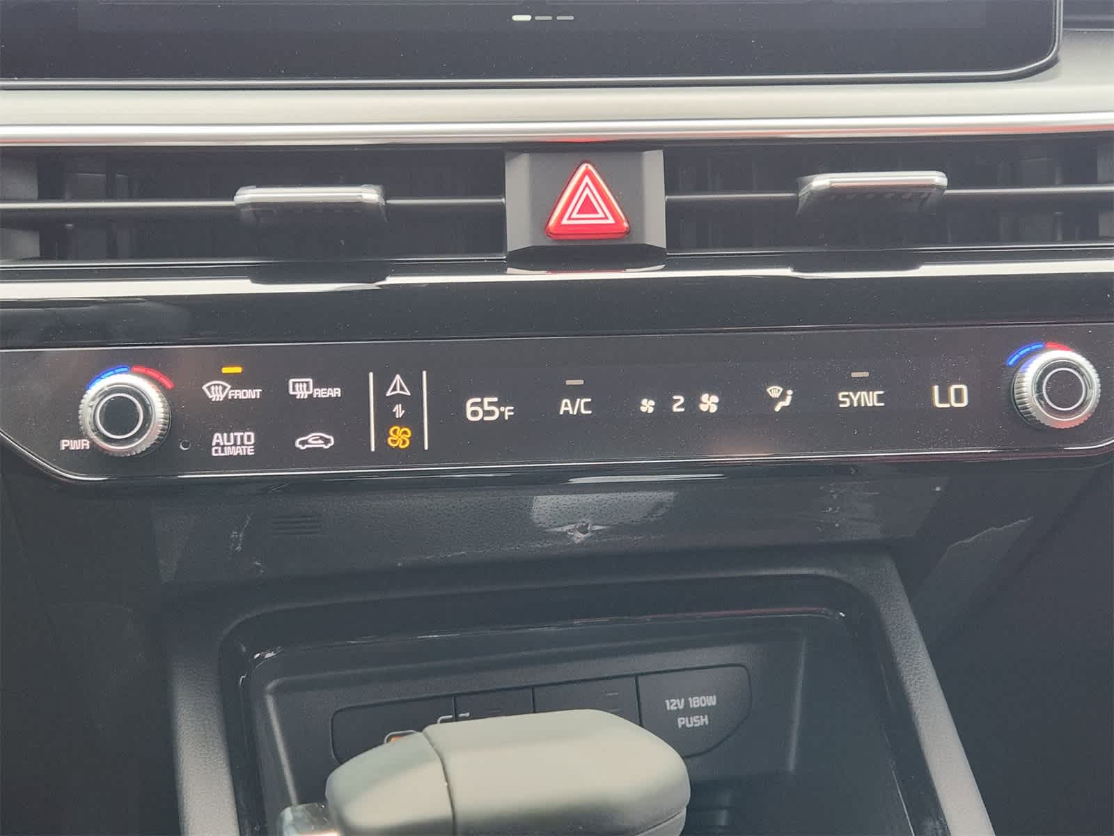 Thumbnail: 2026 Kia K5 - 16