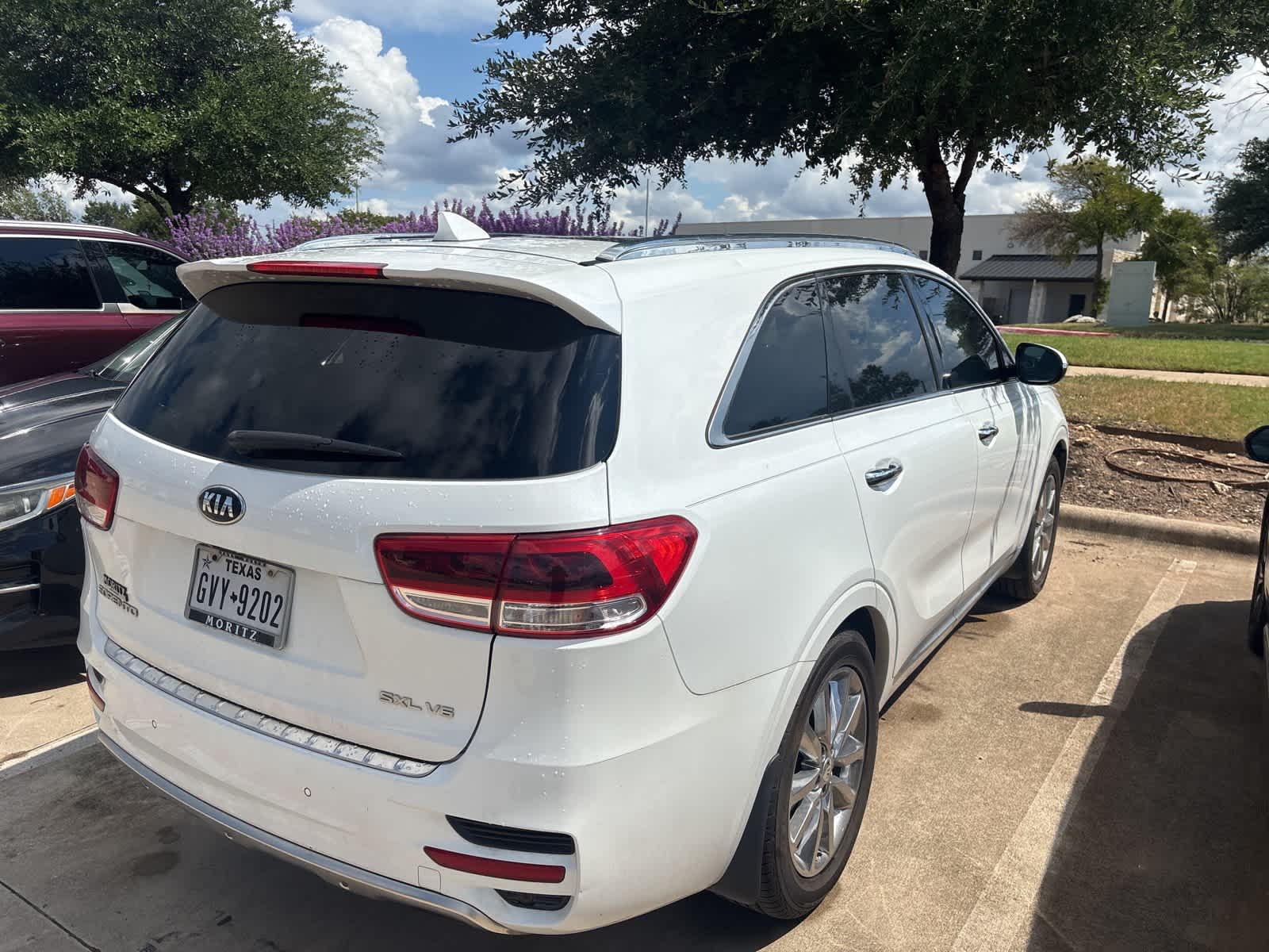 Thumbnail: 2016 Kia Sorento - 2