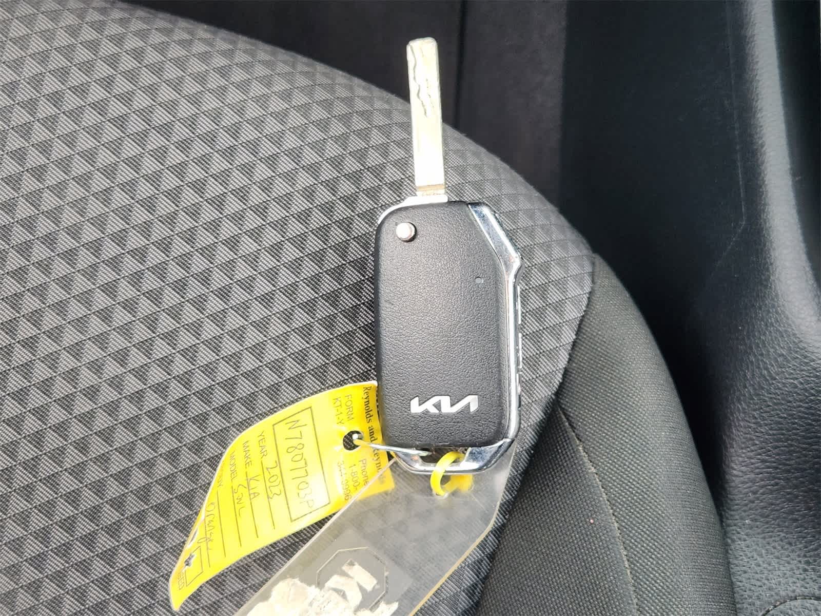 Thumbnail: 2022 Kia Soul - 32