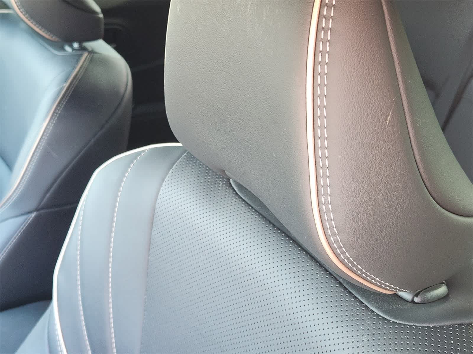 Thumbnail: 2025 Toyota Crown Signia - 15