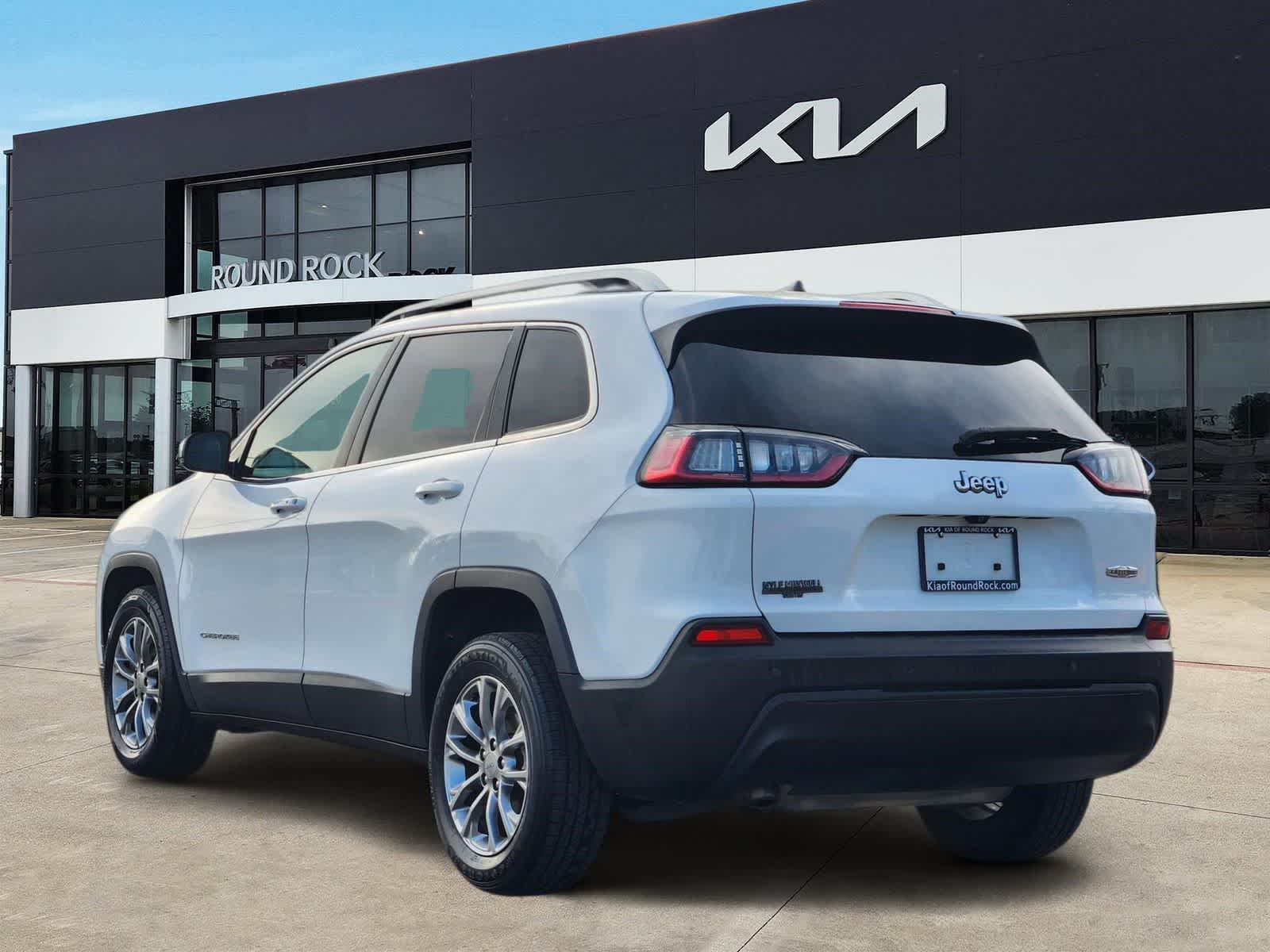 Thumbnail: 2019 Jeep Cherokee - 5