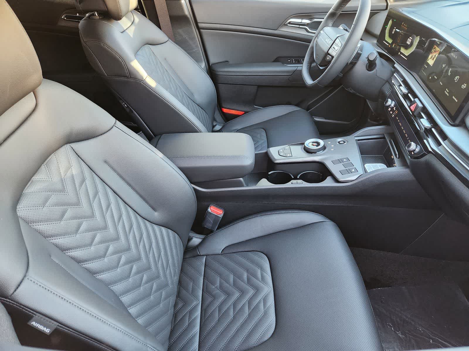 Thumbnail: 2026 Kia Sportage - 12