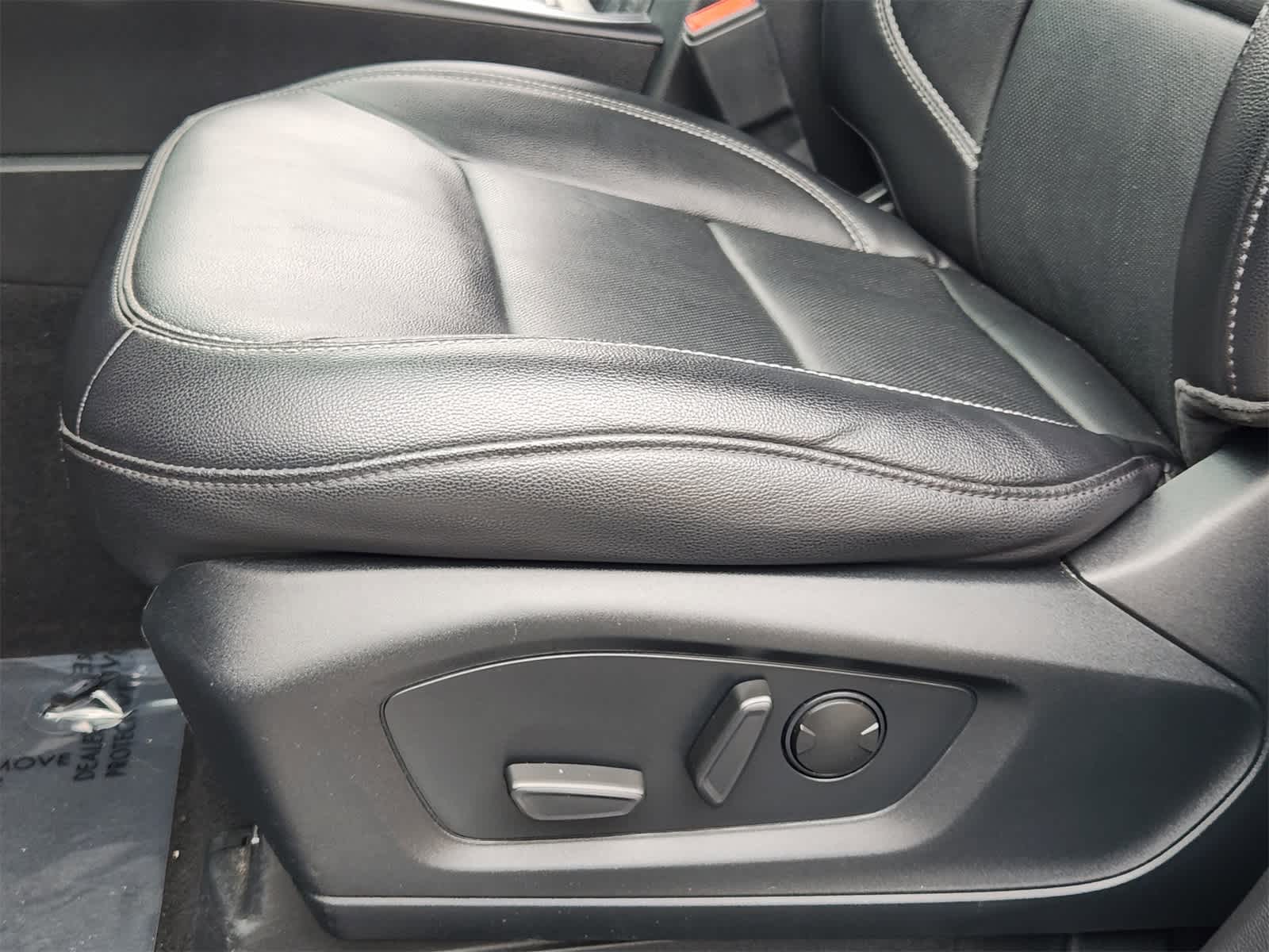 Thumbnail: 2023 Ford Explorer - 23