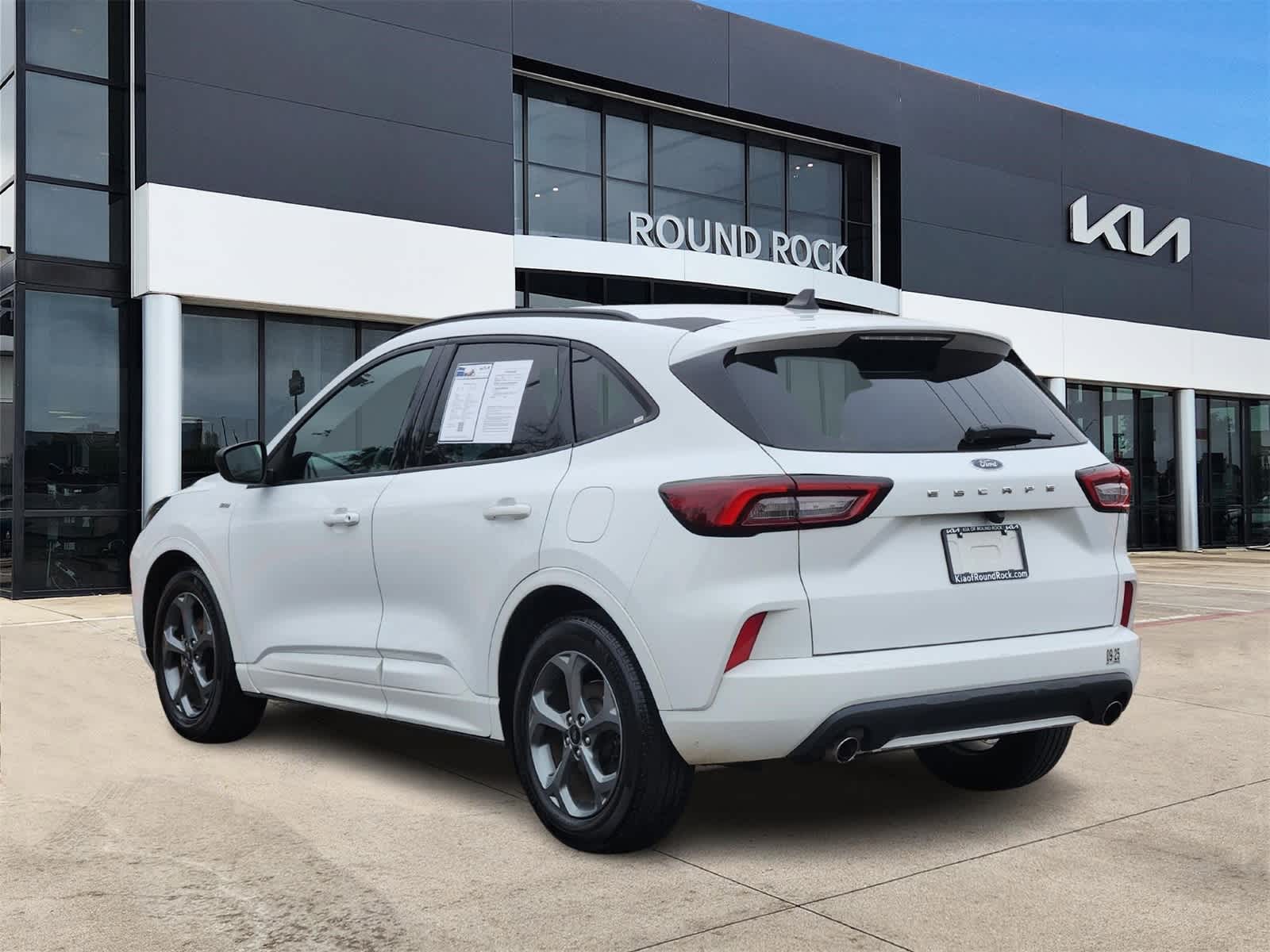 Thumbnail: 2023 Ford Escape - 6