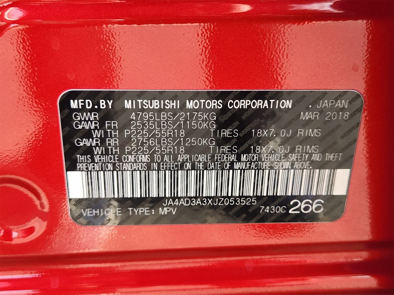 Thumbnail: 2018 Mitsubishi Outlander - 31