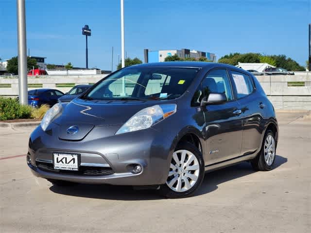 2015 Nissan Leaf S Hero Image