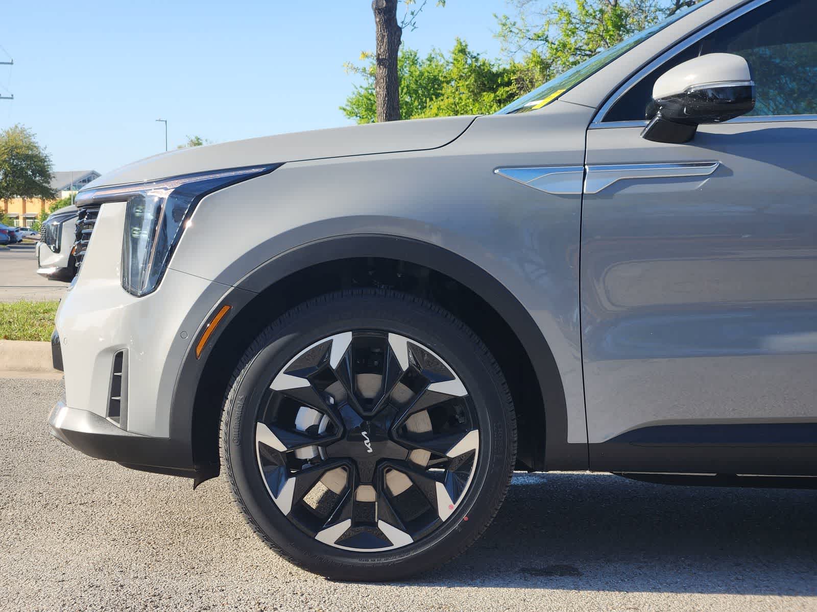Thumbnail: 2026 Kia Sorento - 8