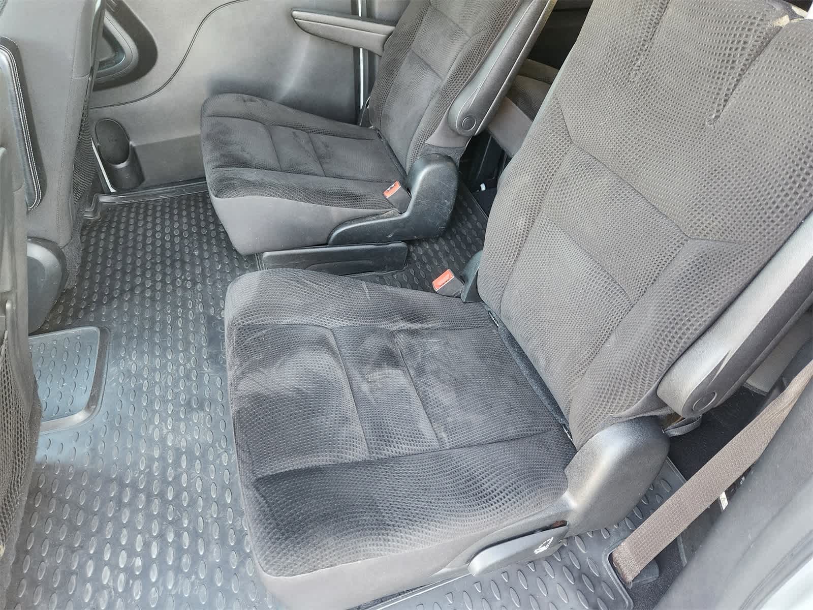 Thumbnail: 2017 Dodge Grand Caravan - 25