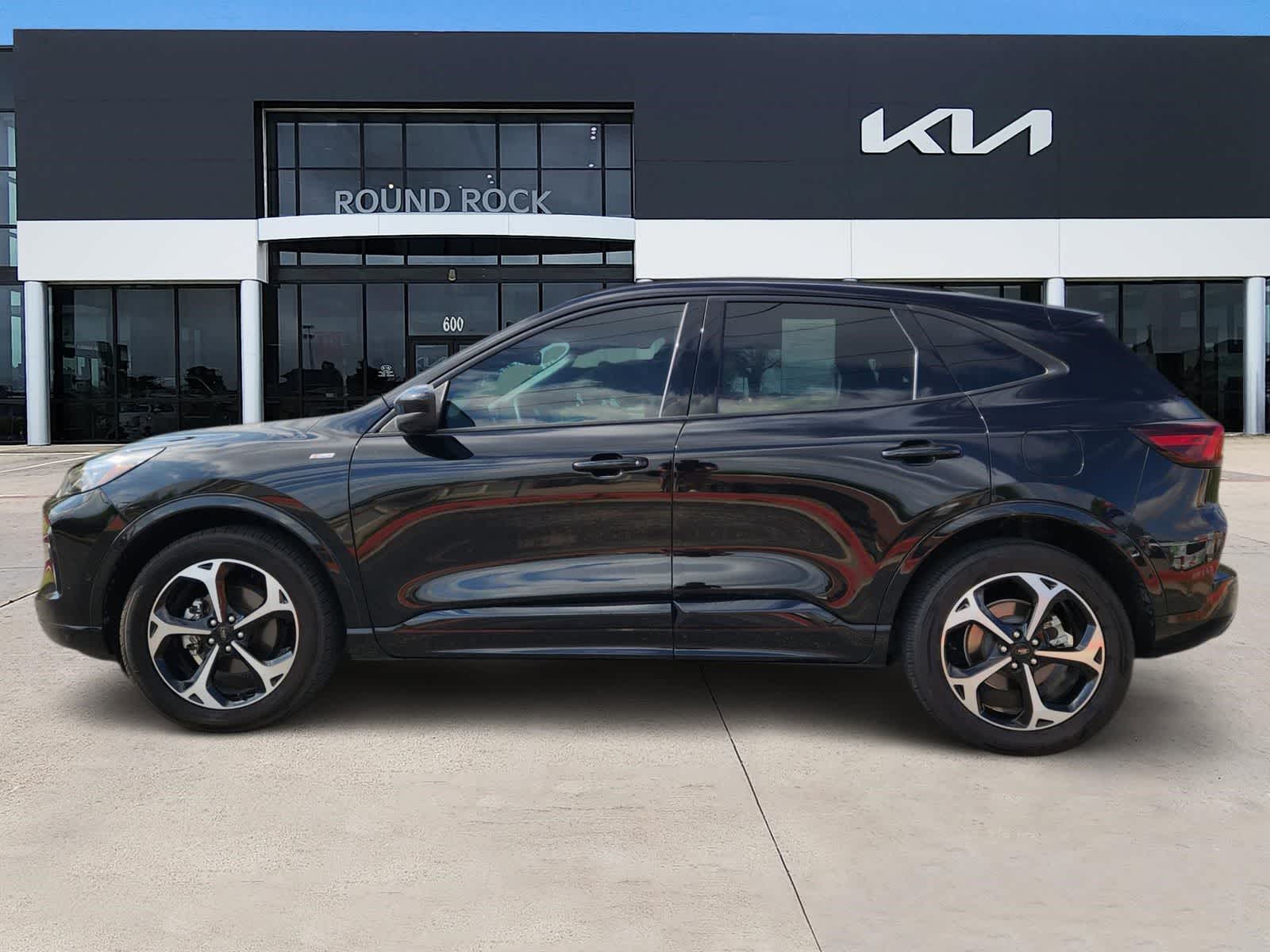 Thumbnail: 2023 Ford Escape - 4