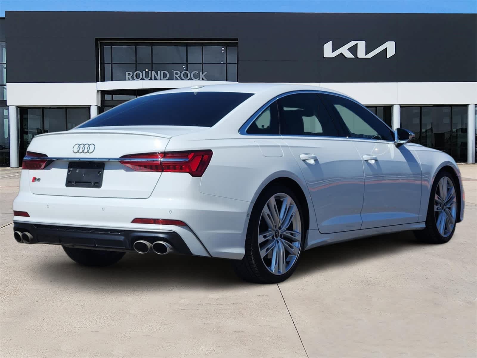 Thumbnail: 2022 Audi S6 - 4