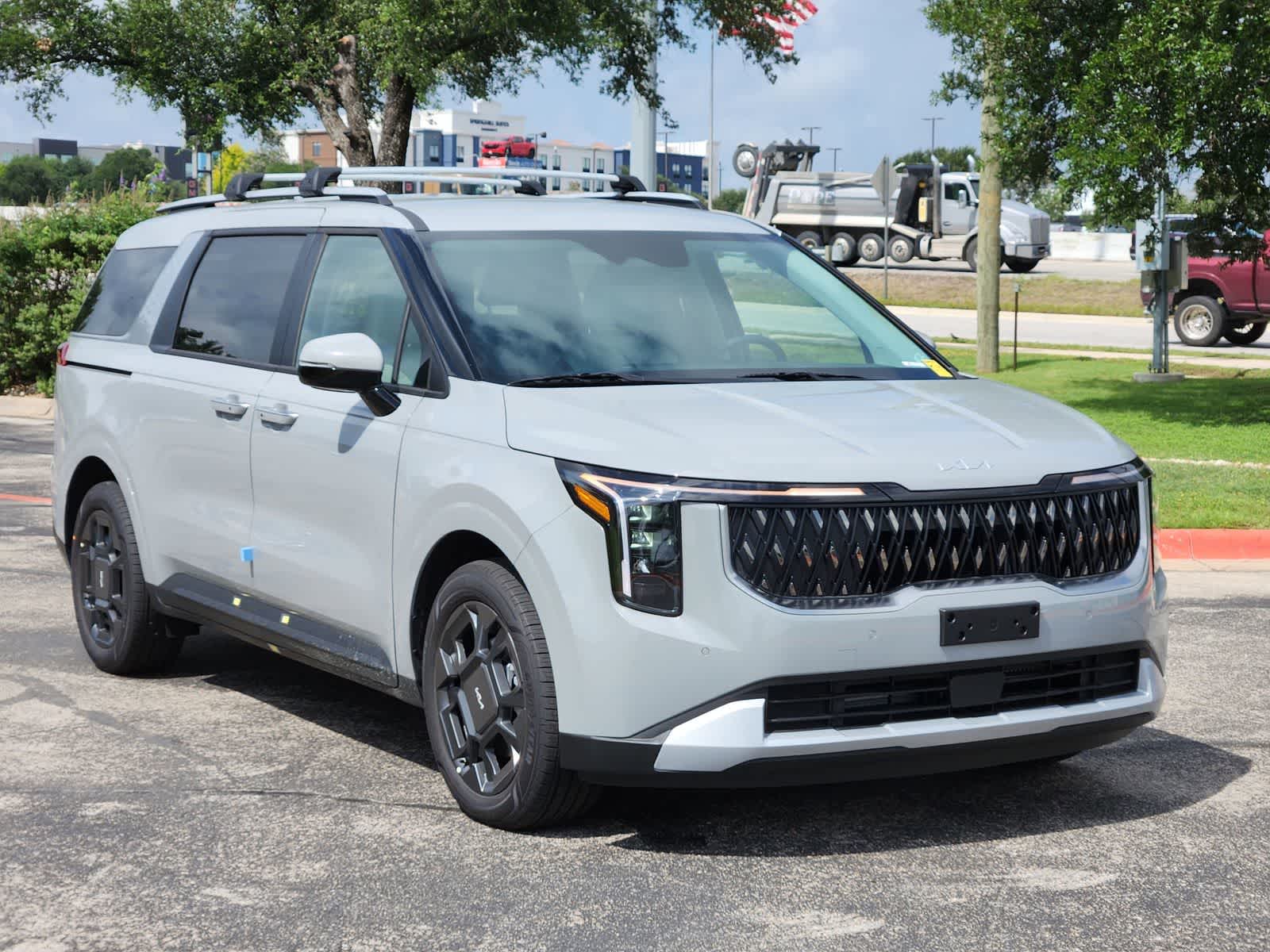 Thumbnail: 2026 Kia Carnival - 3