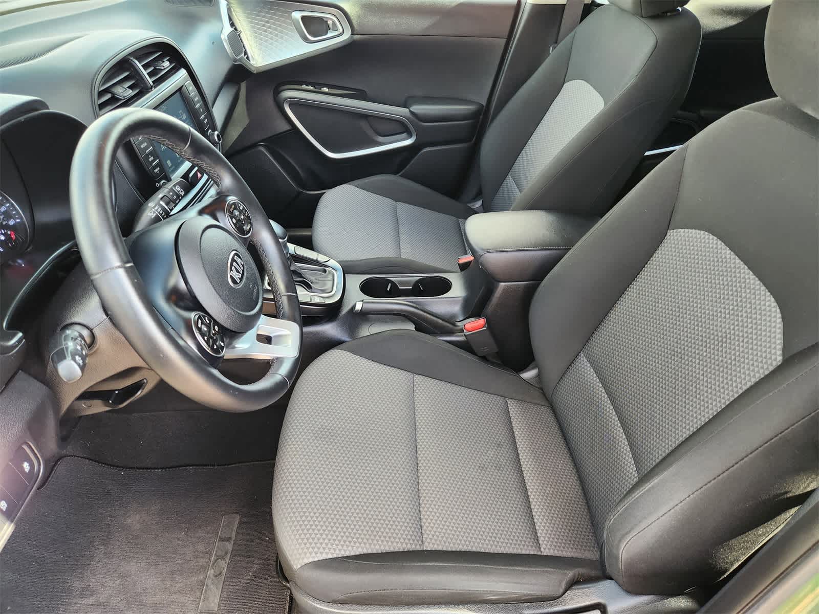 Thumbnail: 2020 Kia Soul - 12