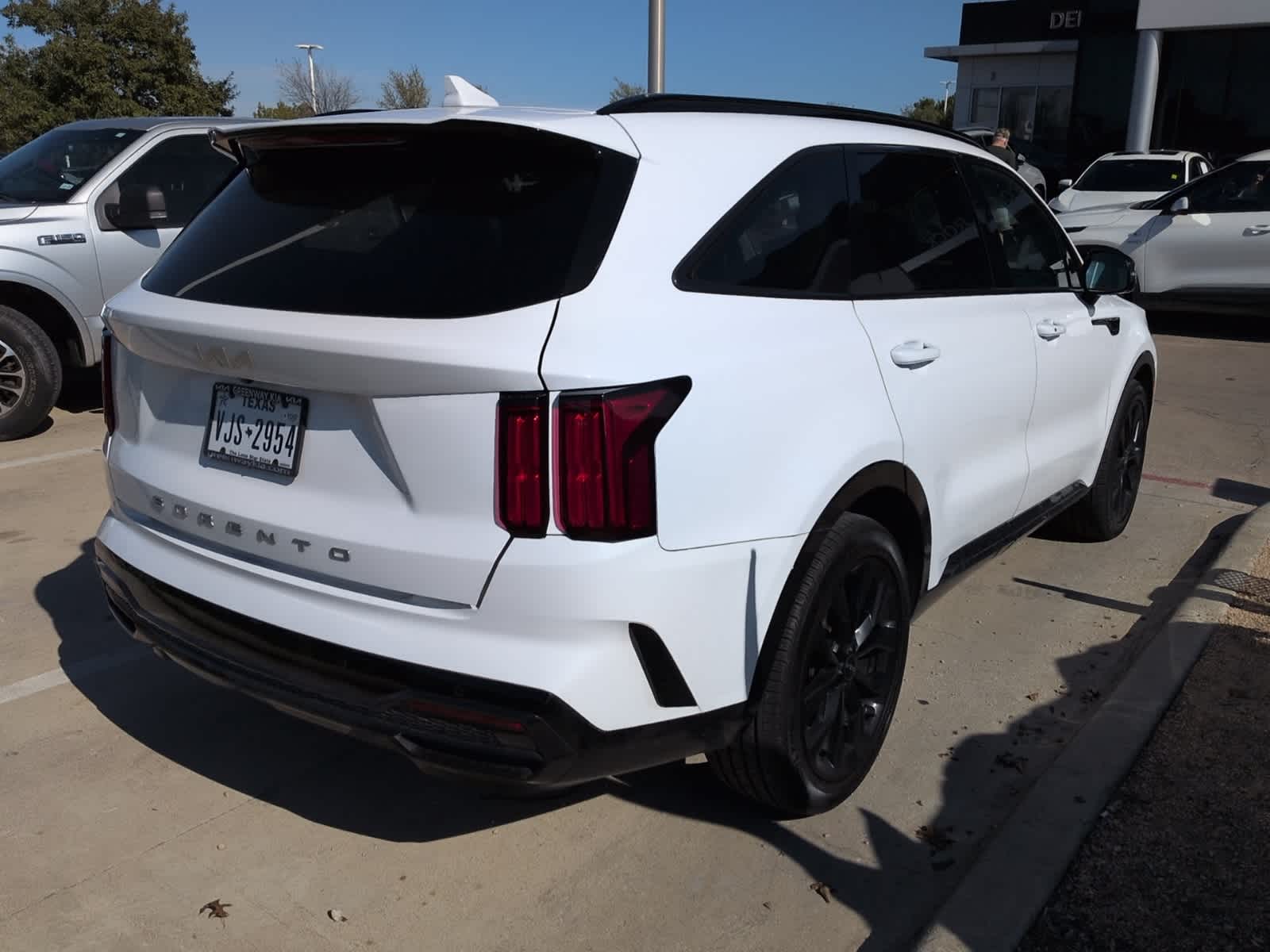 Thumbnail: 2022 Kia Sorento - 6