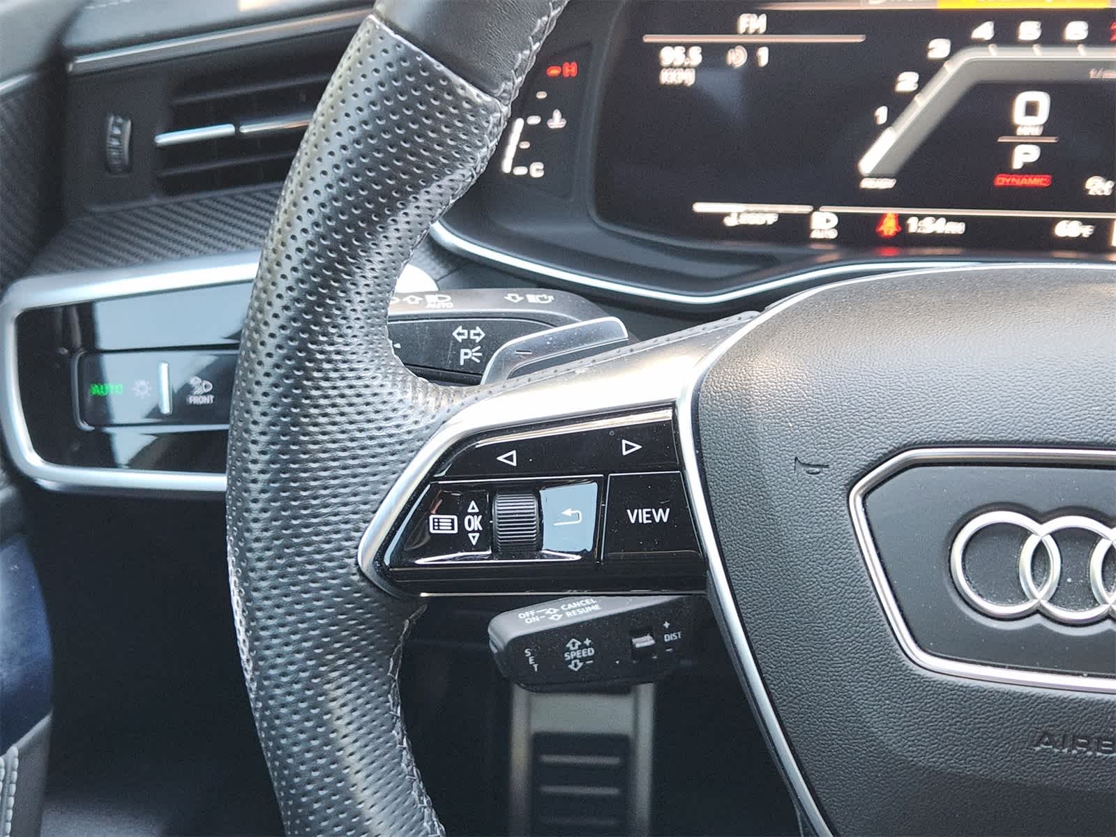 Thumbnail: 2022 Audi S6 - 26