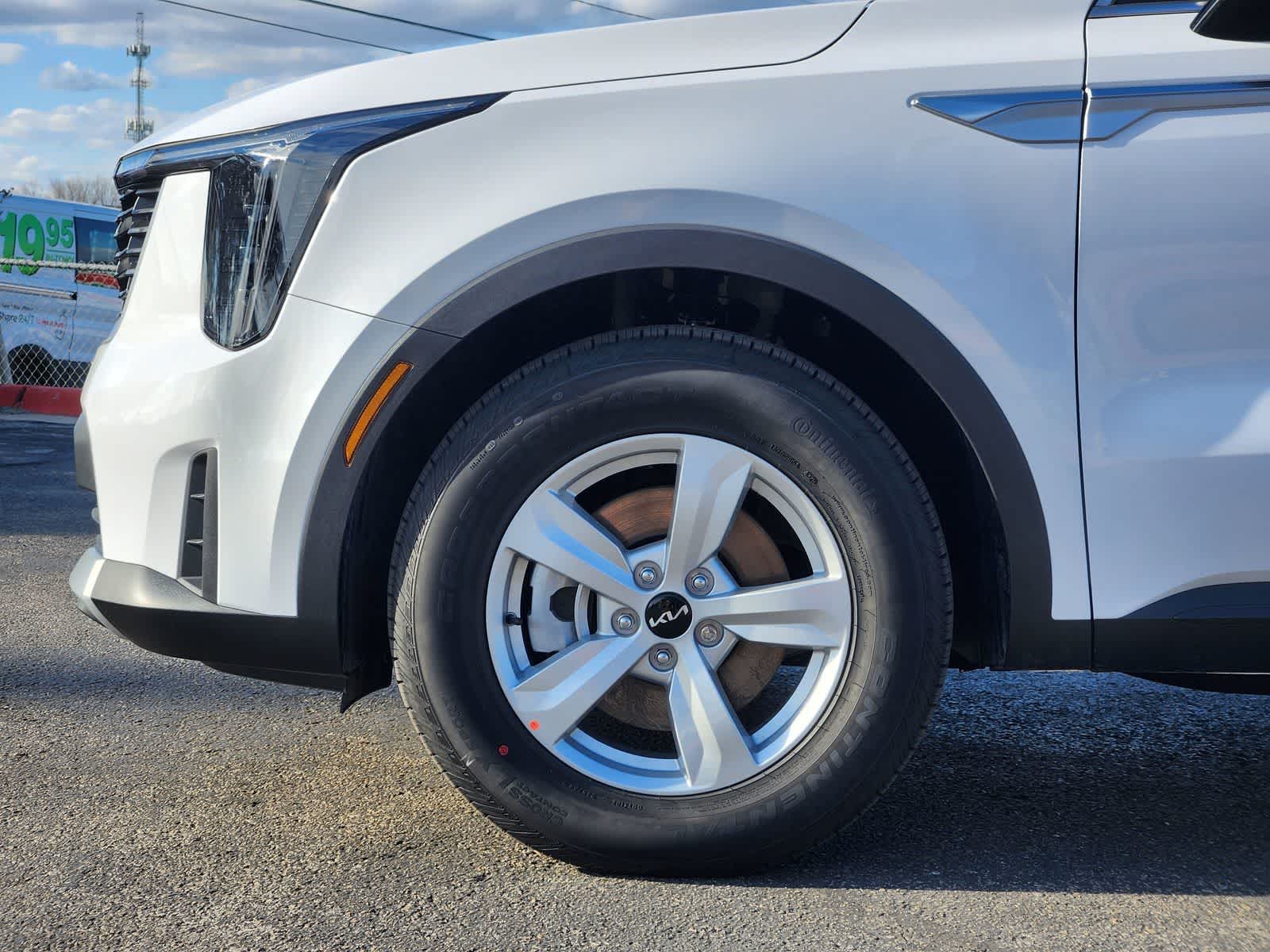 Thumbnail: 2026 Kia Sorento - 8