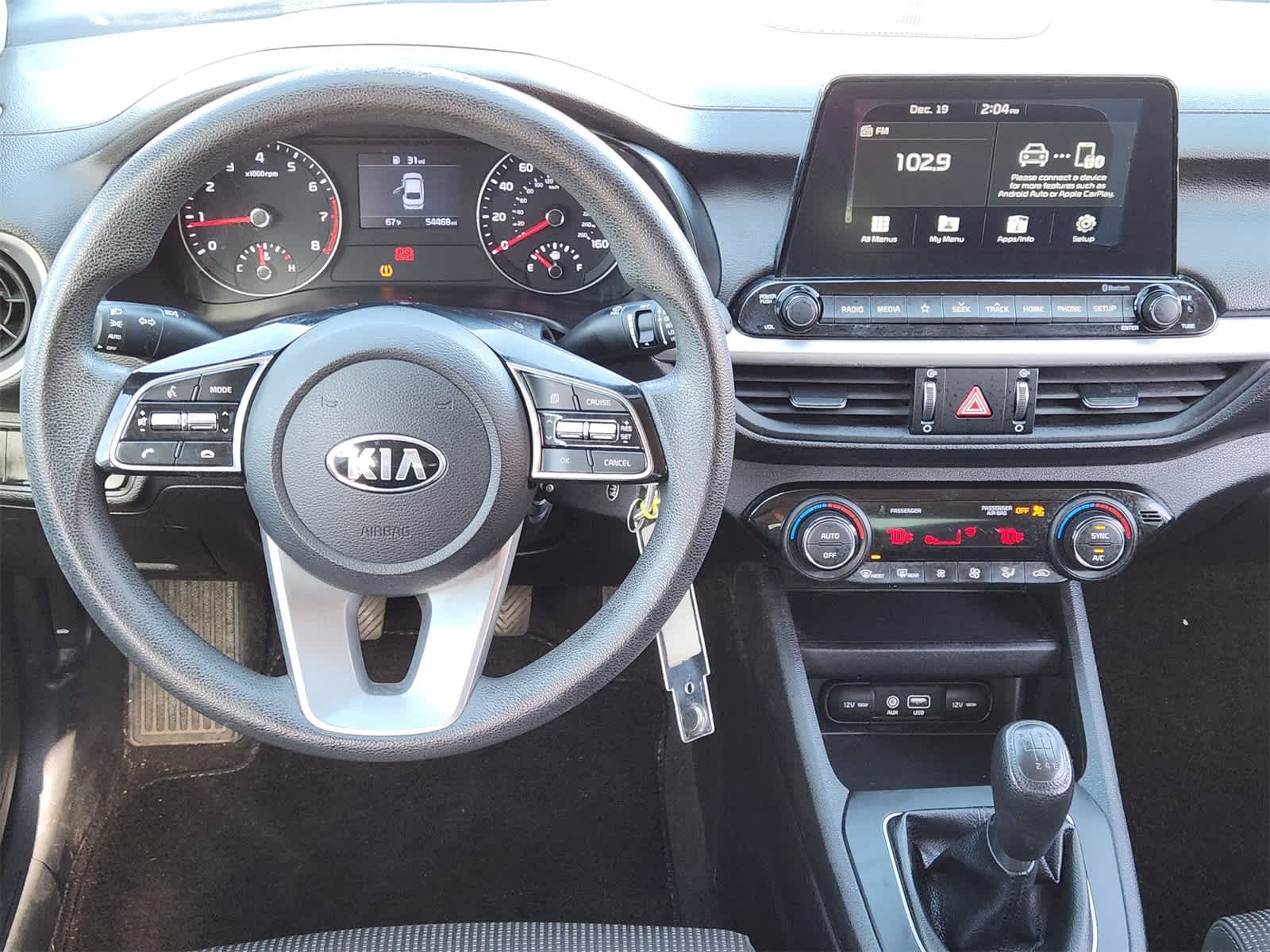 Thumbnail: 2019 Kia Forte - 25