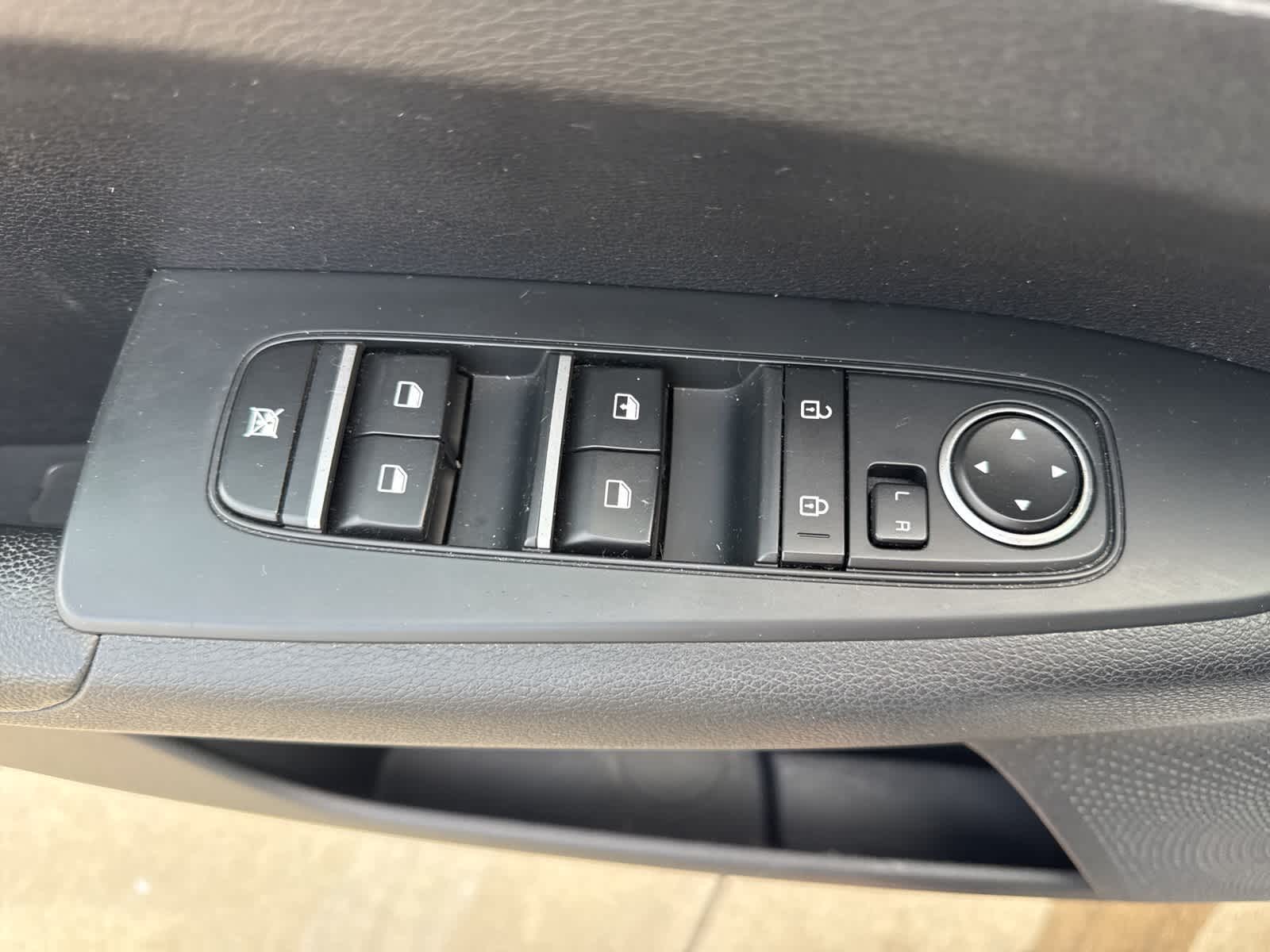 Thumbnail: 2019 Kia Forte - 6