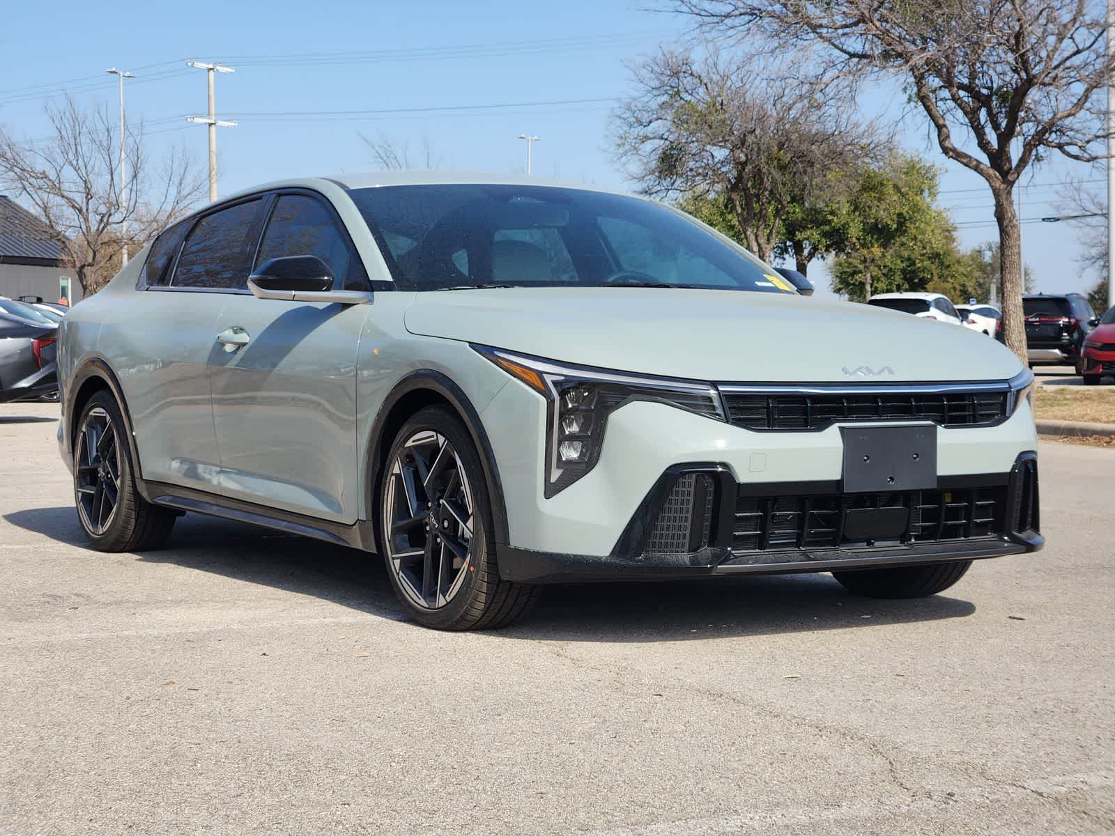 Thumbnail: 2026 Kia K4 - 3