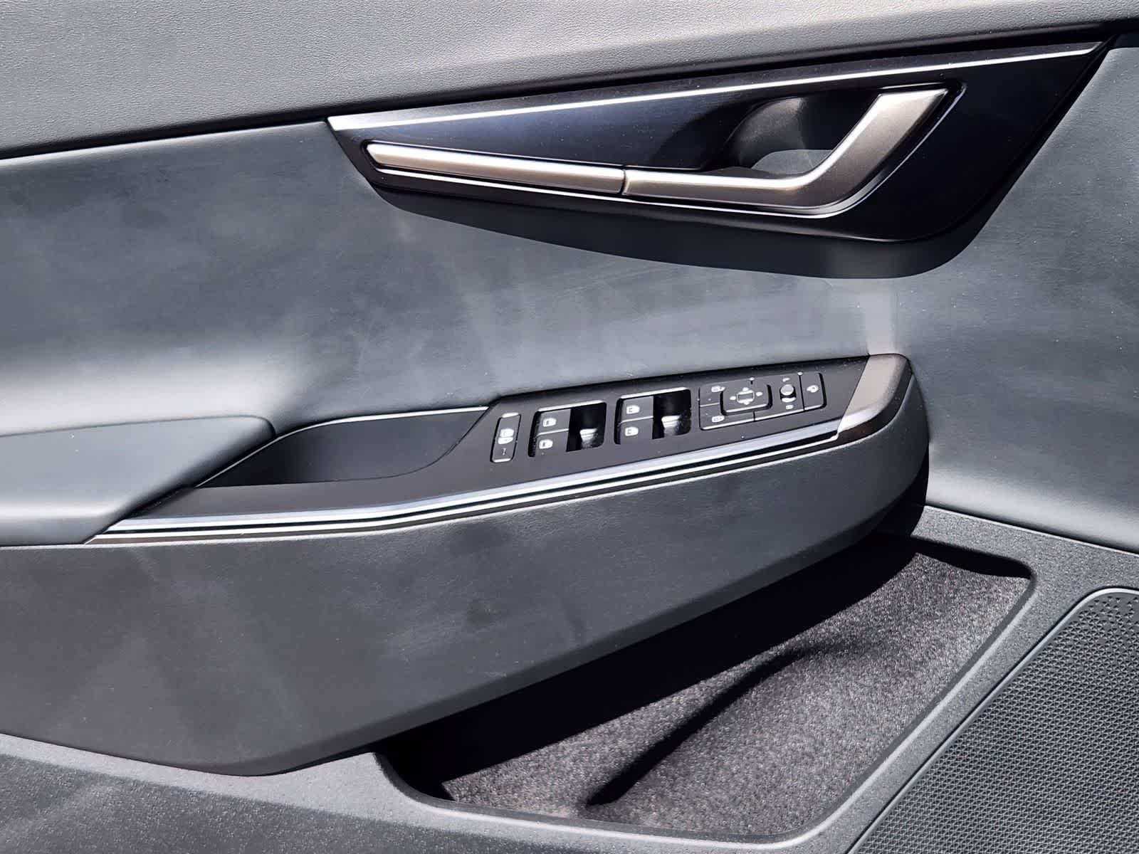 Thumbnail: 2025 Kia EV6 - 20