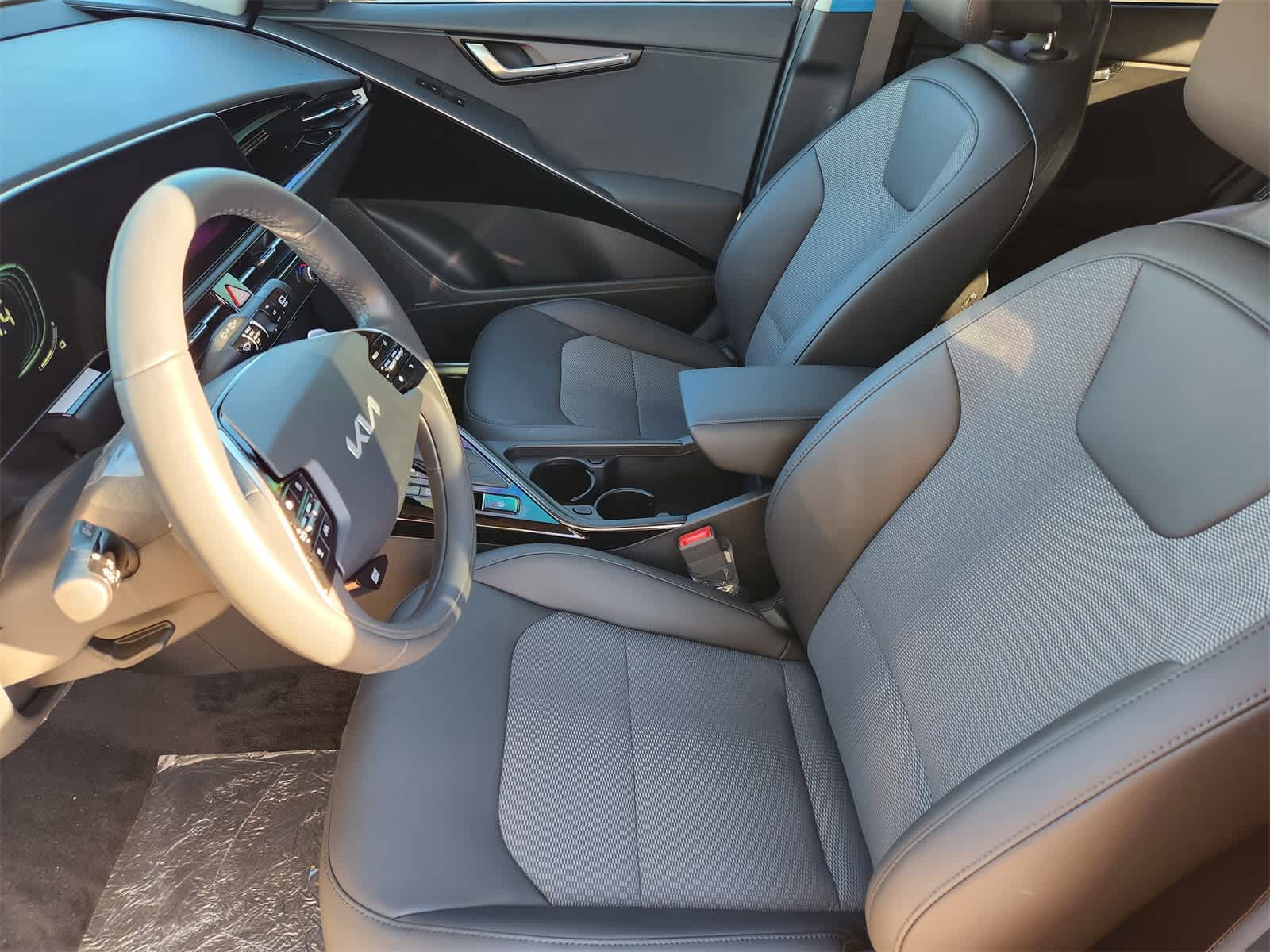 Thumbnail: 2026 Kia Niro - 11