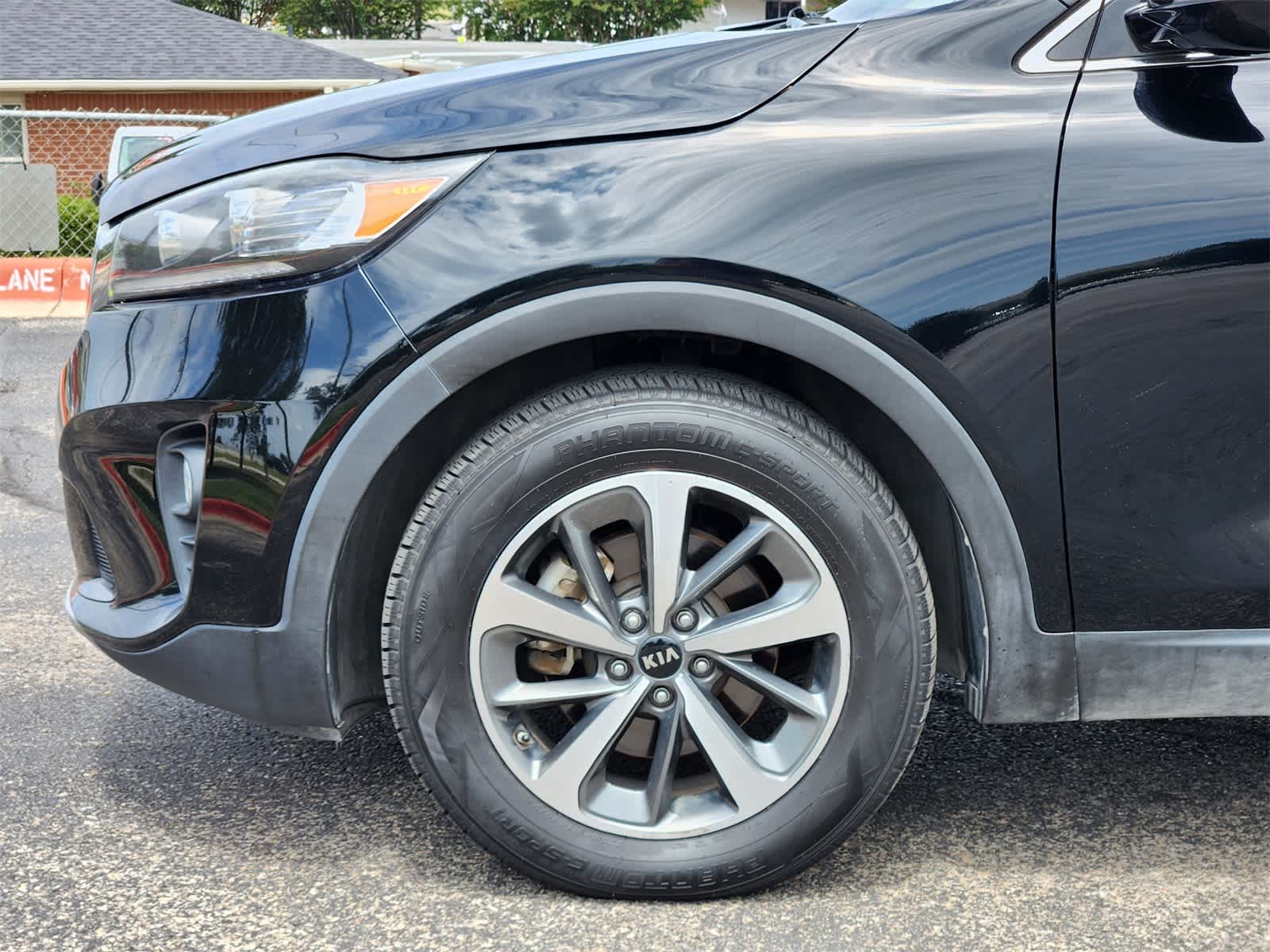Thumbnail: 2019 Kia Sorento - 8