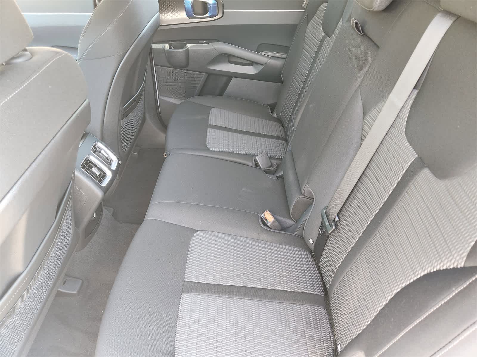 Thumbnail: 2026 Kia Sorento - 23