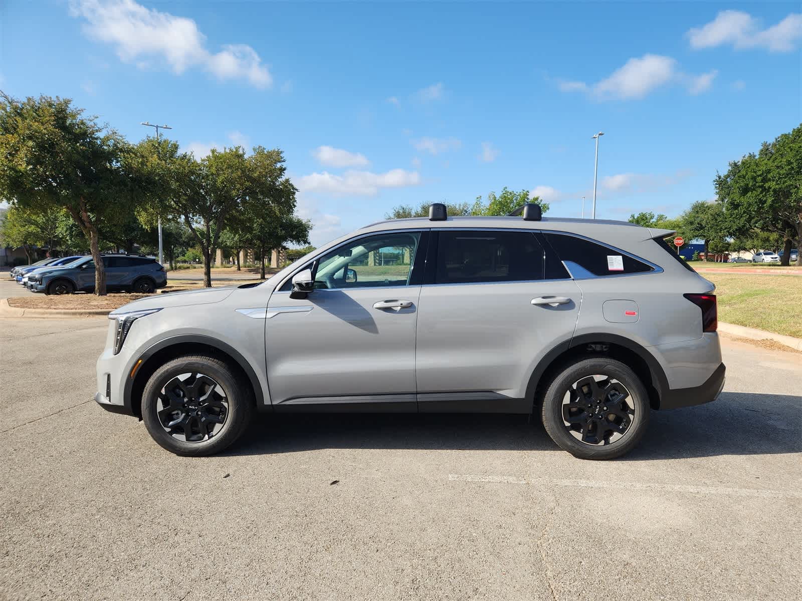 Thumbnail: 2026 Kia Sorento - 4