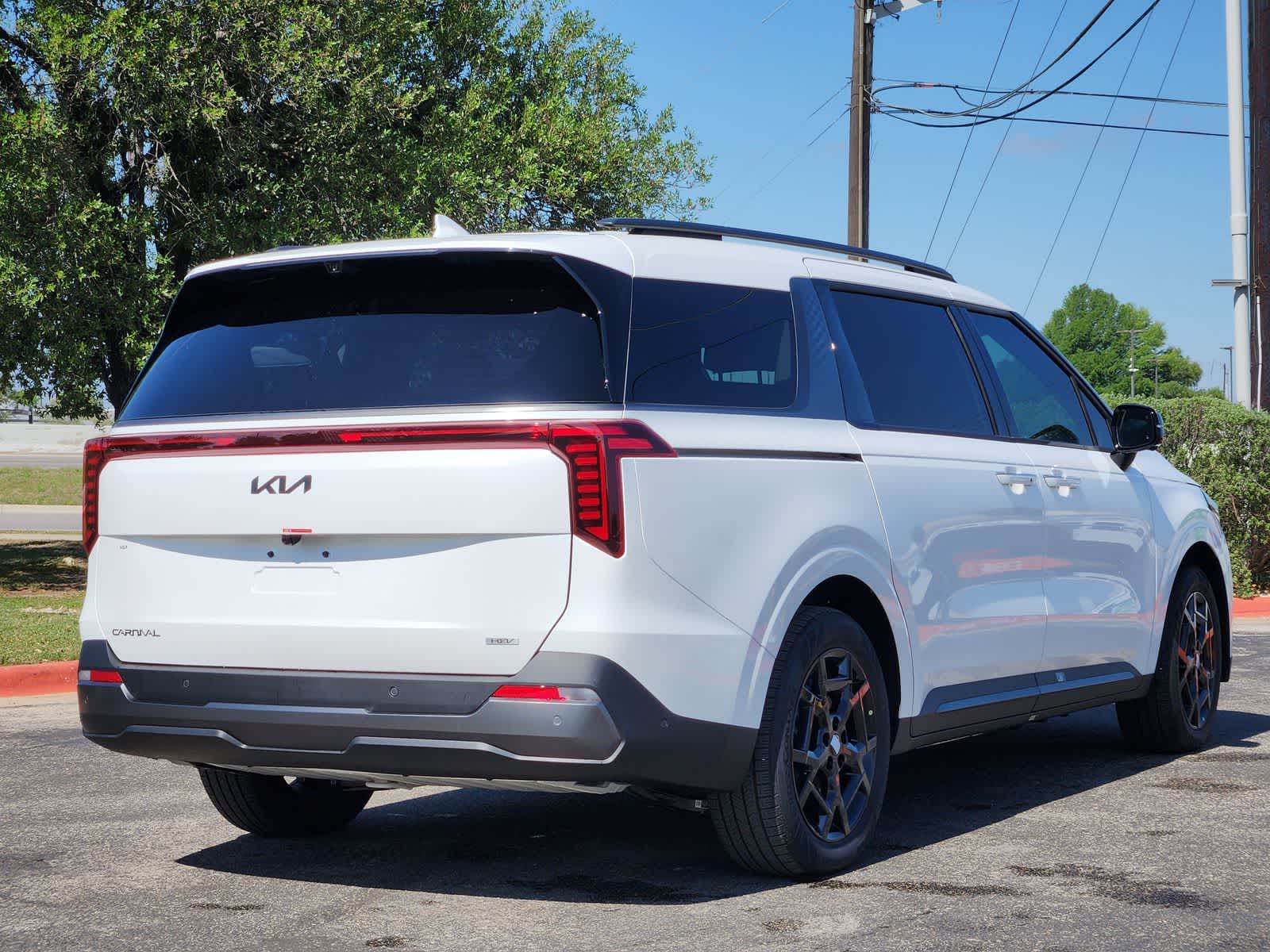 Thumbnail: 2026 Kia Carnival - 5